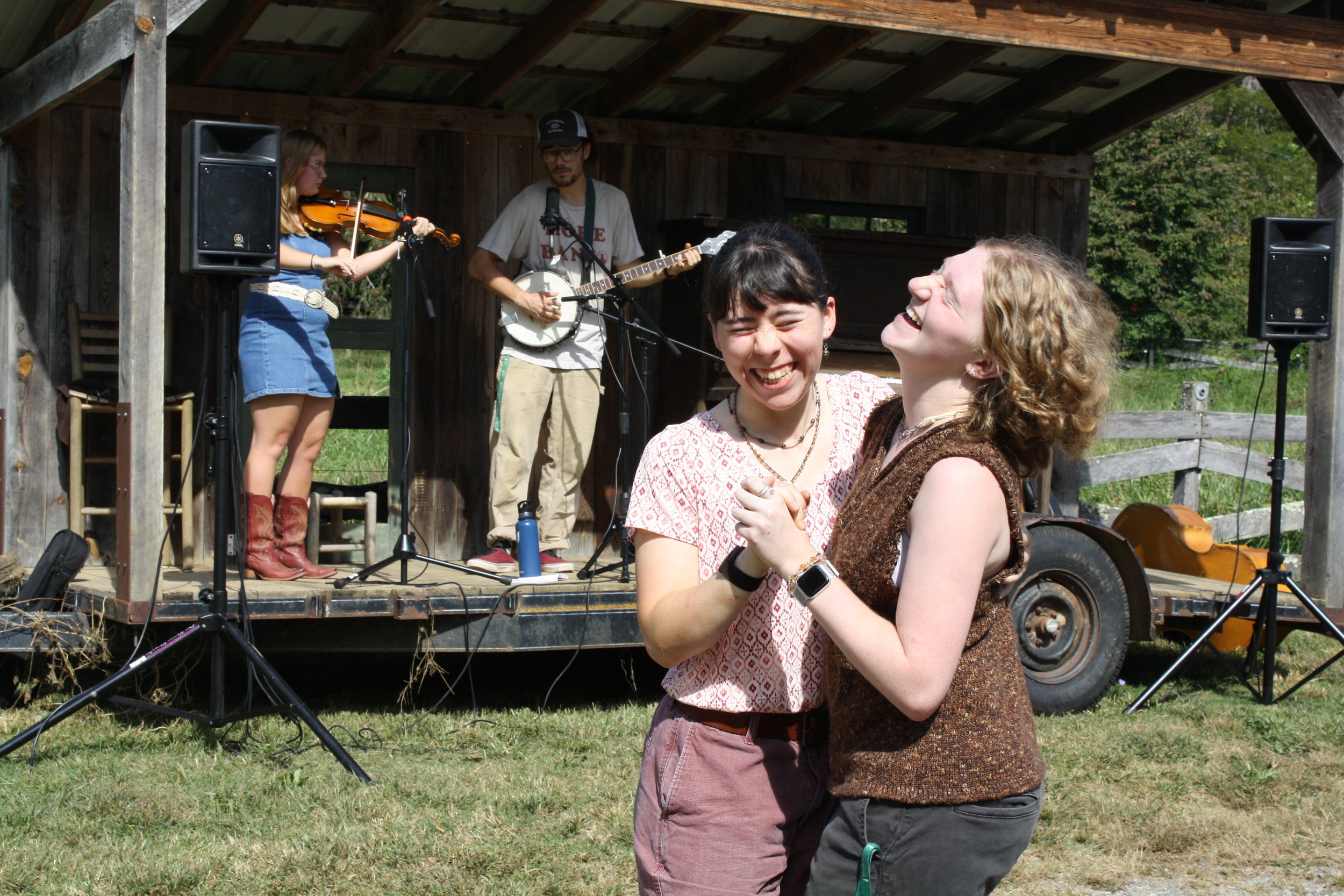  Lili Morris and Emmet Clements waltzing to students playing&nbsp; during Fall Fest at Warren Wilson College on Oct, 3 2026. Swannanoa, N.C. (Echo/Emma Taylor McCallum) 