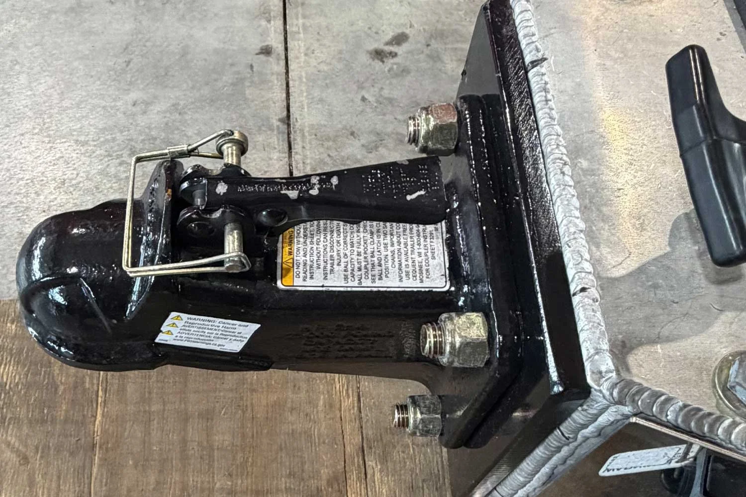 Close-up of the trailer hitch coupler