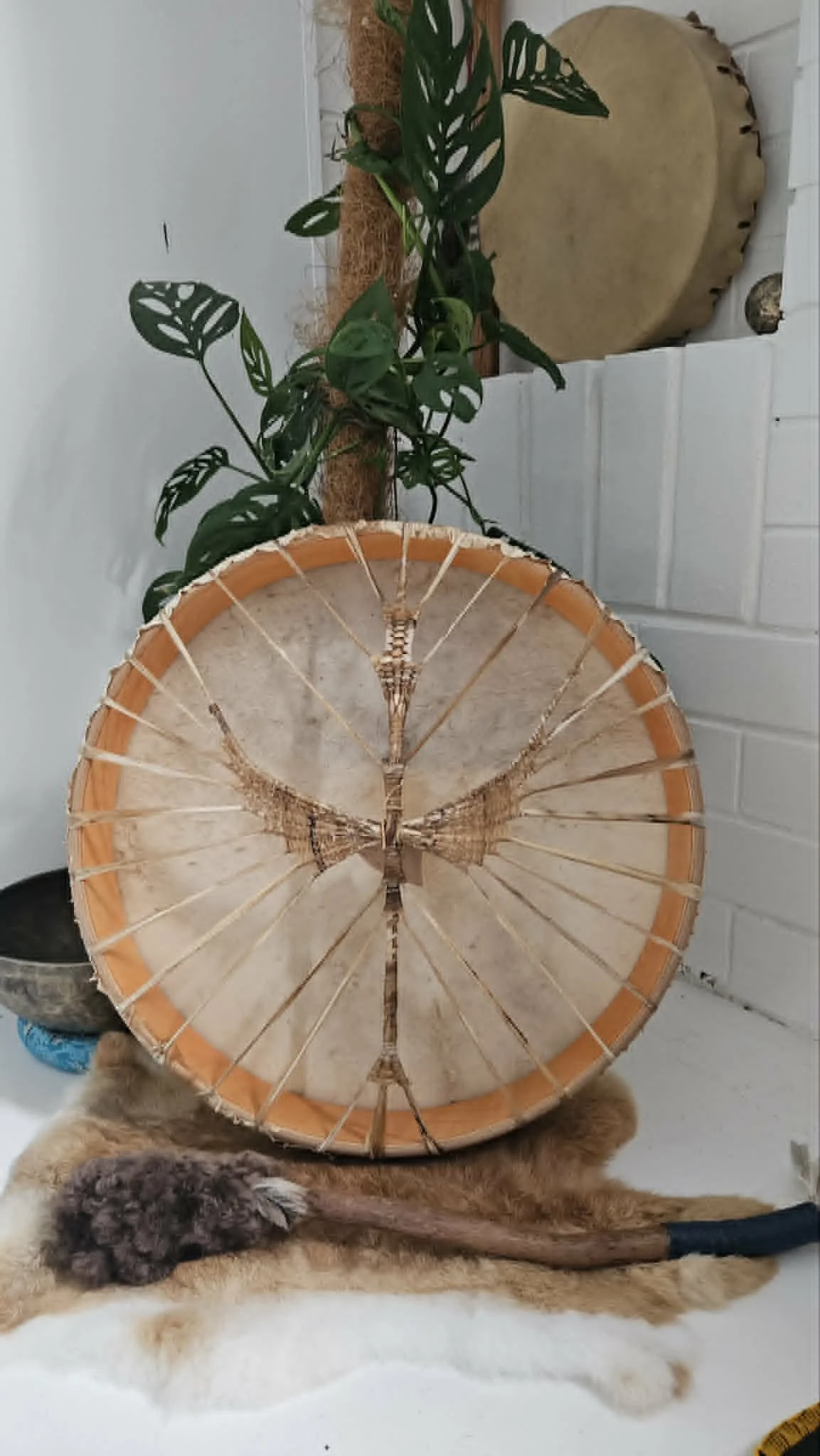 18inch Deer Drum Hibscus Sounds Laura Garcia Back.jpg