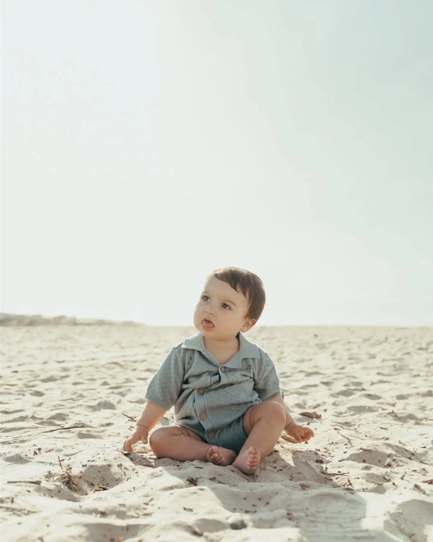 This little guy turns one year old today! So I thought it would be a good time to share this session we did with the whole family. 🥰

I saw Grandma last week, and she showed me that her cell phone's wallpaper was a photo from this session. Y'all, I 