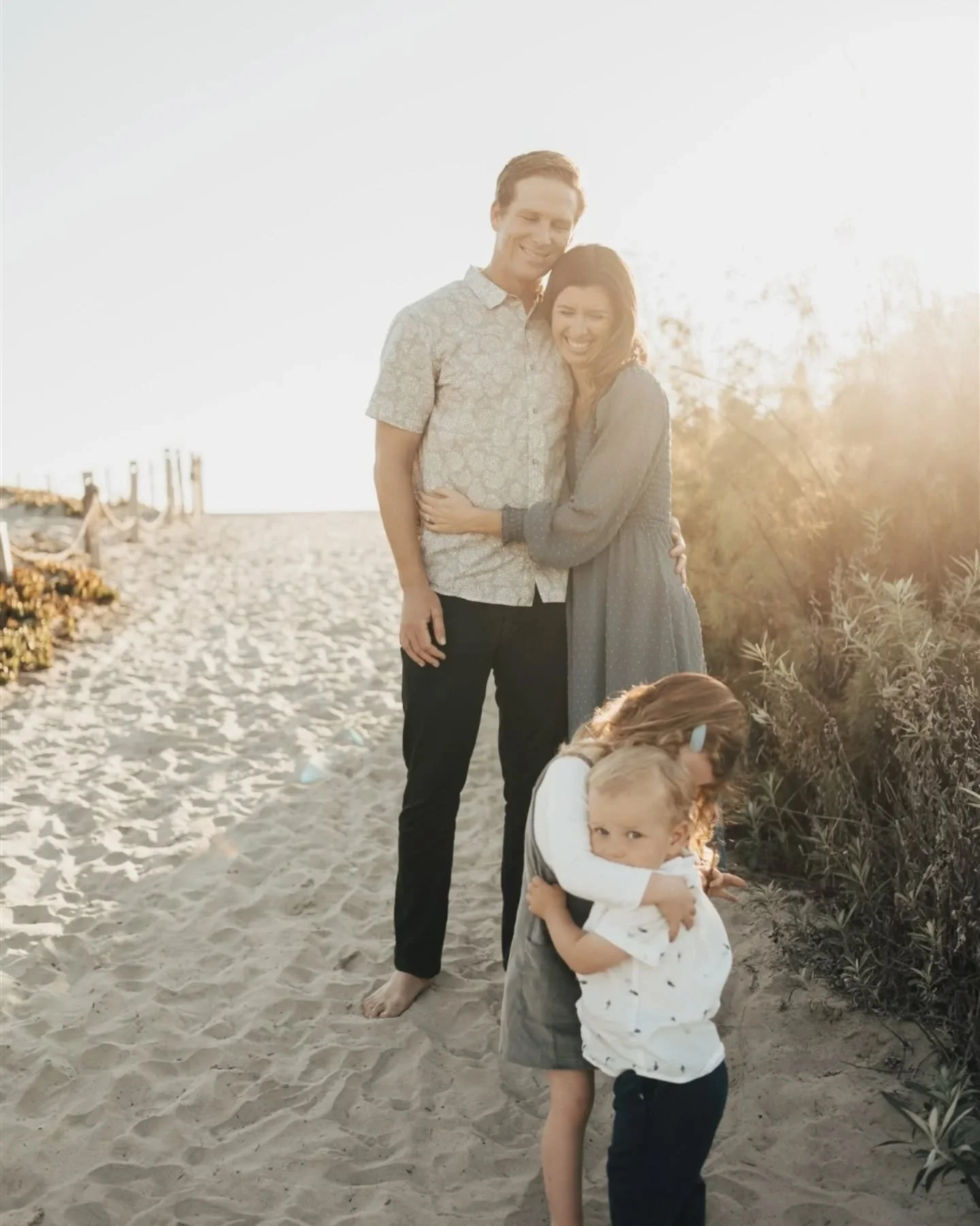 Sun-soaked beach session with this adorable family! 
Sharing these at night, because my current strategy is to post when I want, and when I have time. 😊

#socalphotographer #socalfamilyphotographer #carlsbadphotographer #oceansidephotographer #sandi