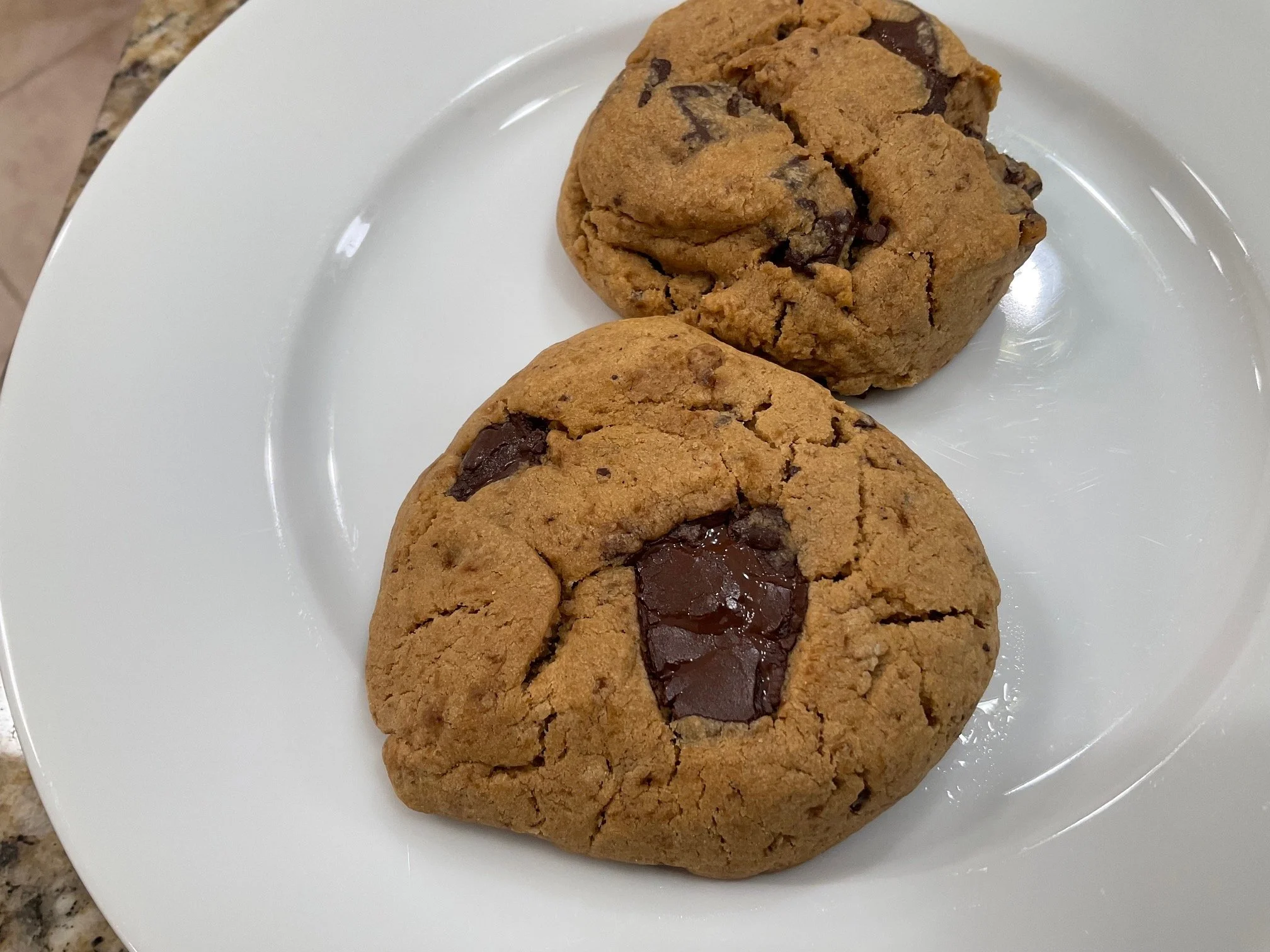 IMG_chocolate chip cookies.jpg