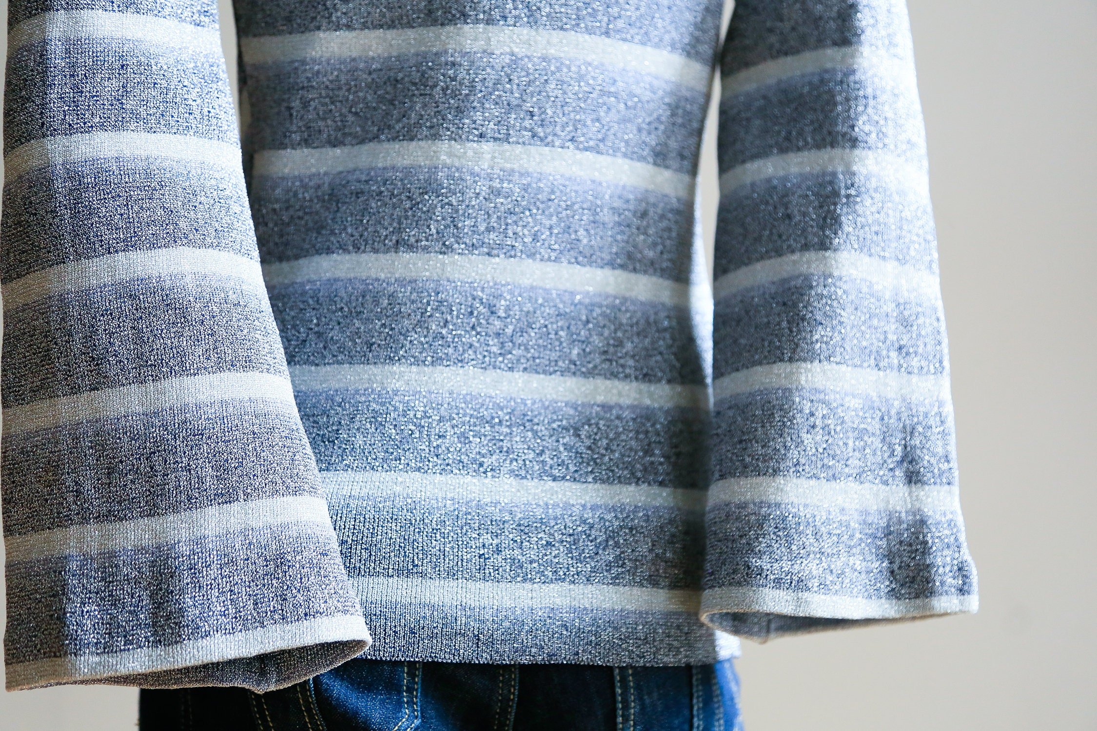 https://i.etsystatic.com/12131999/r/il/718b65/1660969999/il_fullxfull.1660969999_gx5j.jpg