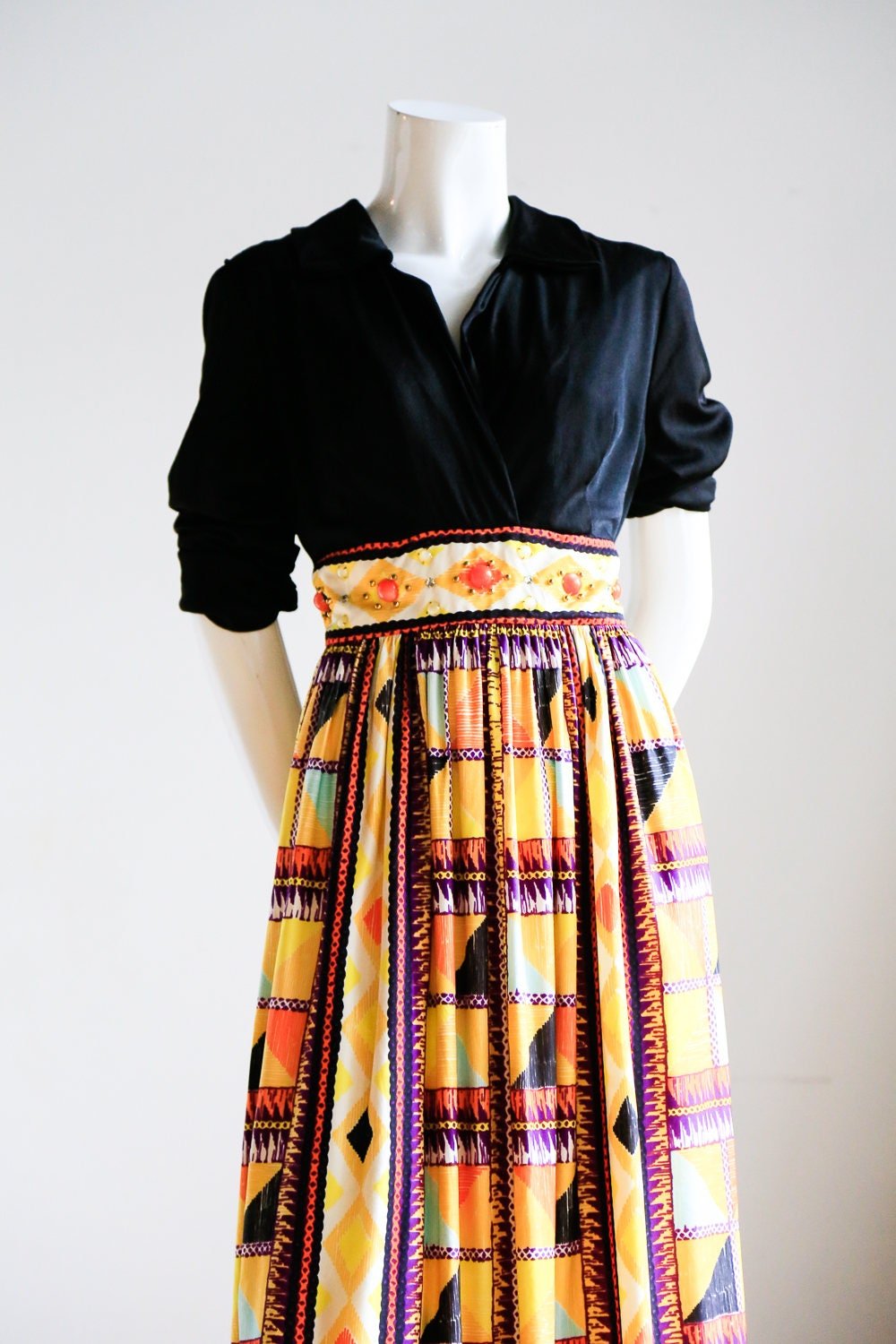 https://i.etsystatic.com/12131999/r/il/36db5f/1282898307/il_fullxfull.1282898307_4dwf.jpg
