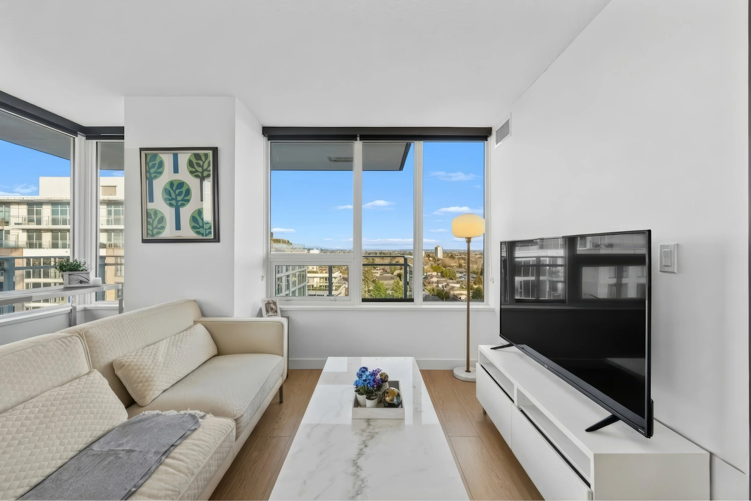 VCT_living room 3_Medium(MLS).jpg