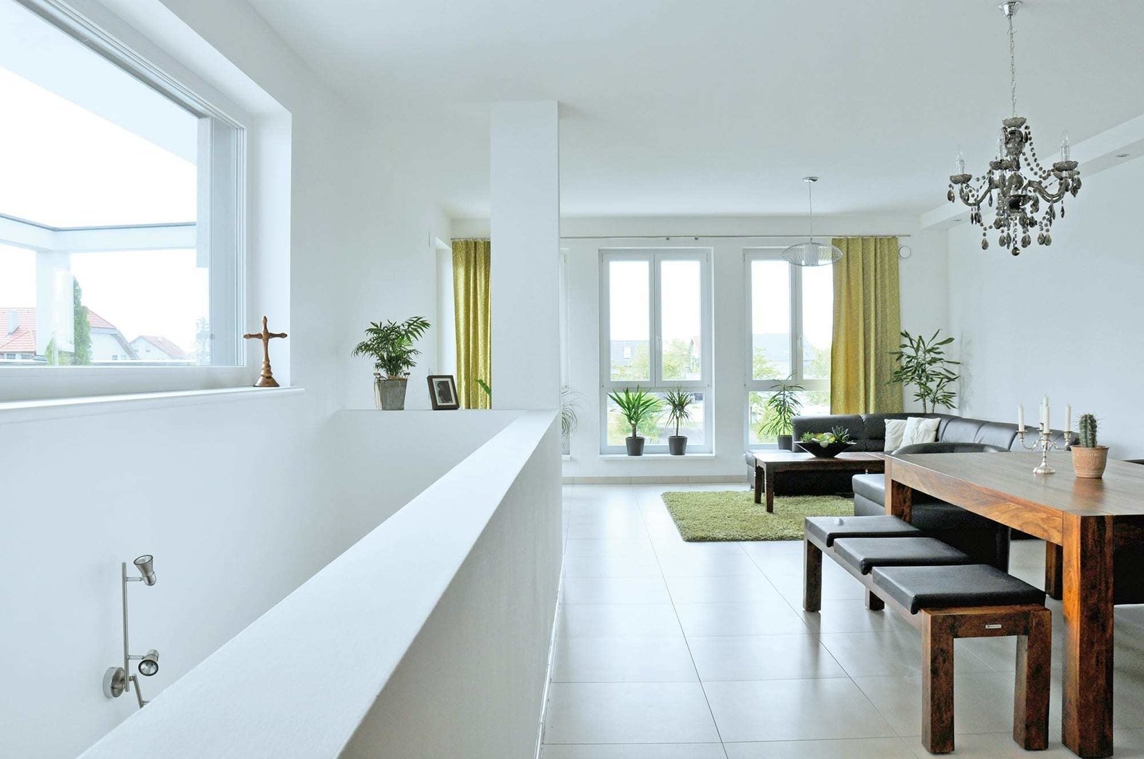 Wohn-Ess-Bereich-Fenster-Unterlicht.jpg