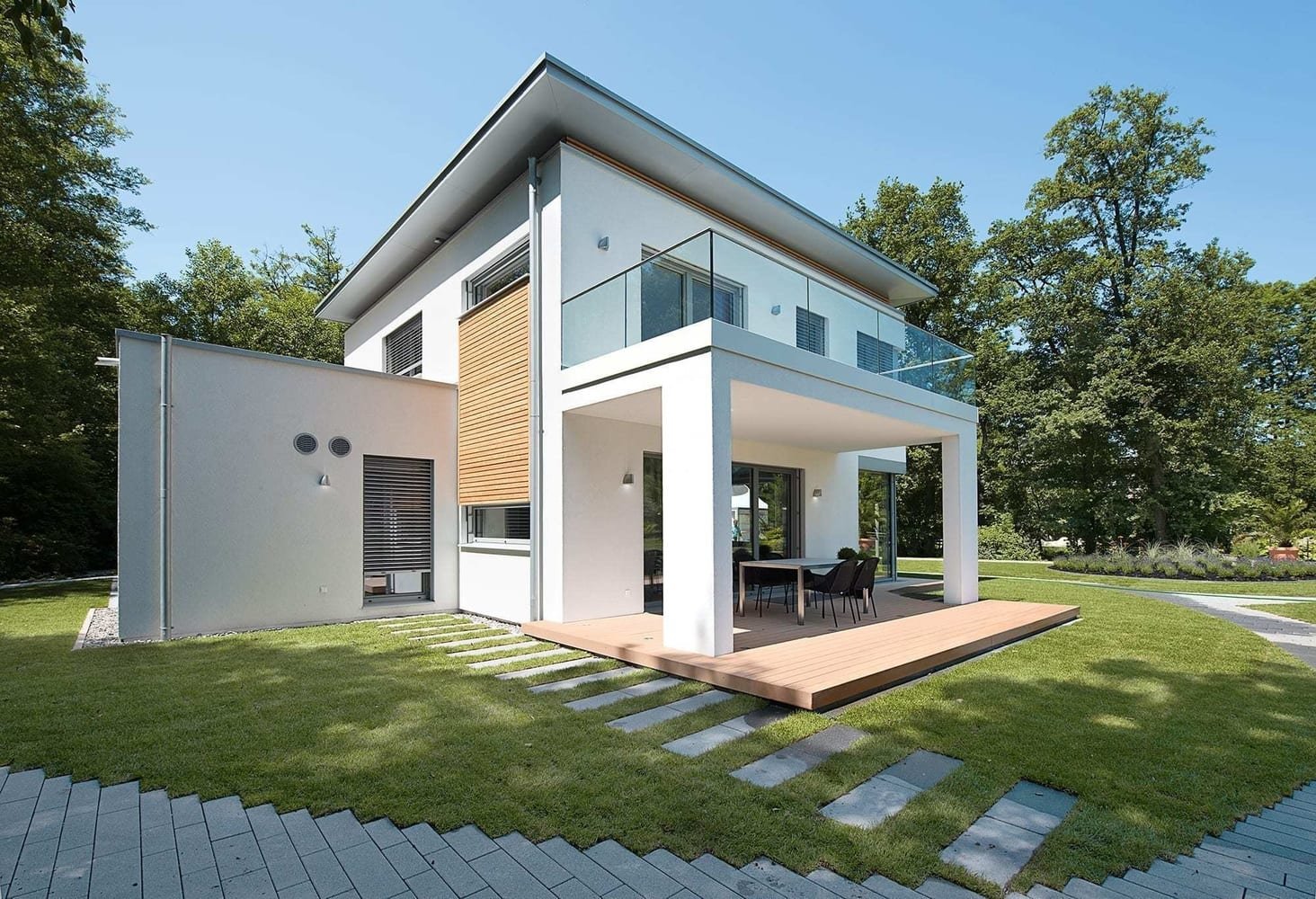 Einfamilienhaus-Flachdach-Grau.jpg