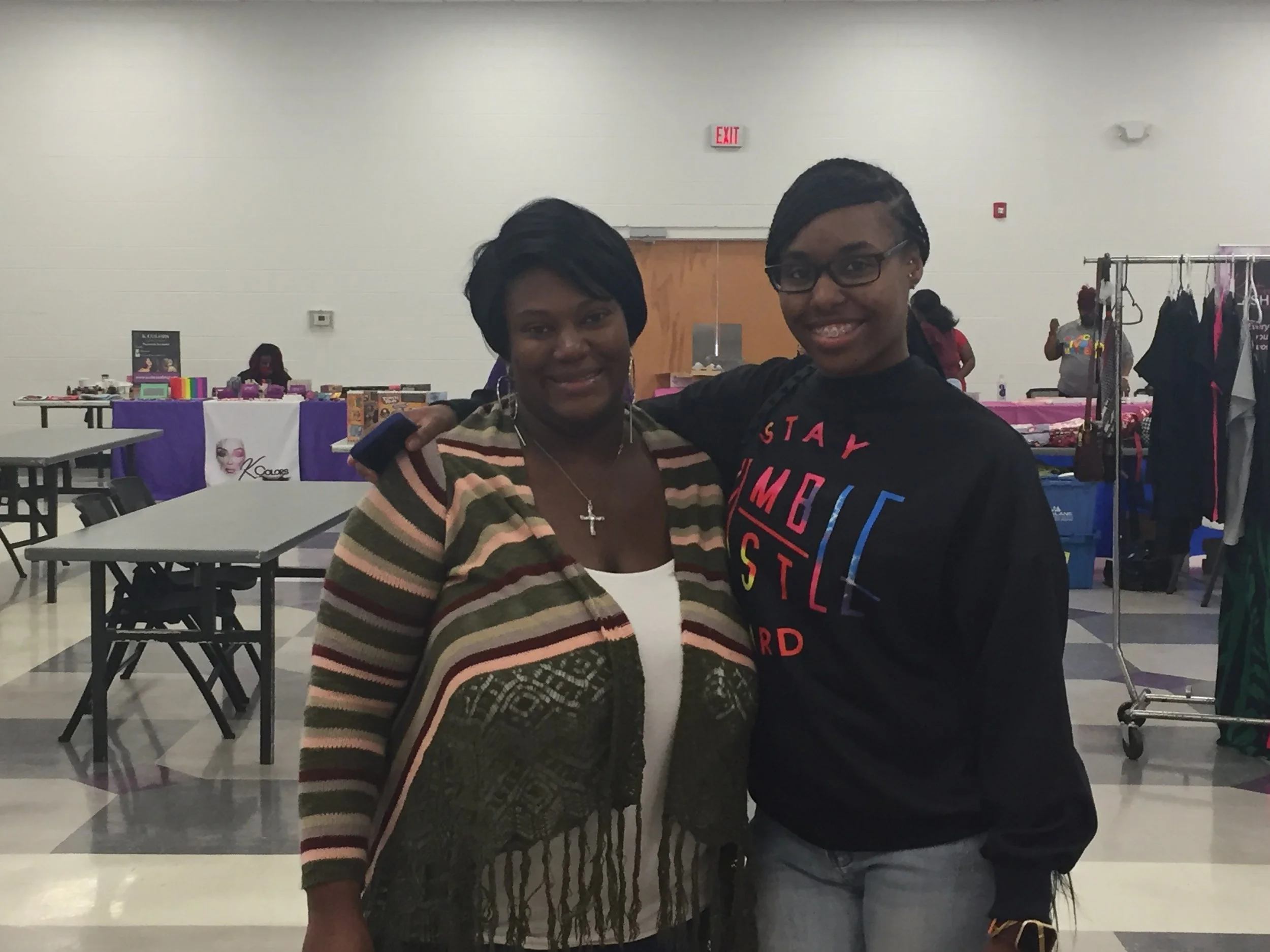 October 2021, Author Angel Averette-Powell, went to Tuscaloosa, AL for her fourth book signing event. Tuscaloosa was a wonderful experience, and we can't wait to visit T-Town again.  