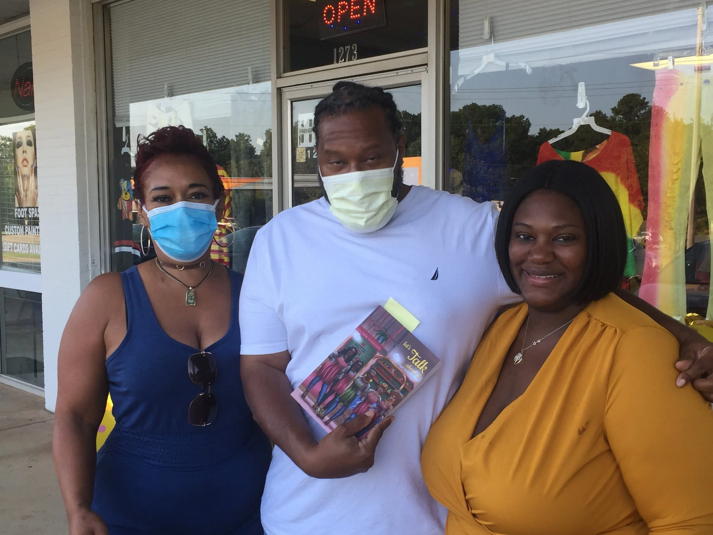 September 2021 - Our second Book Signing Event at Higher Vibes was another sucess. 