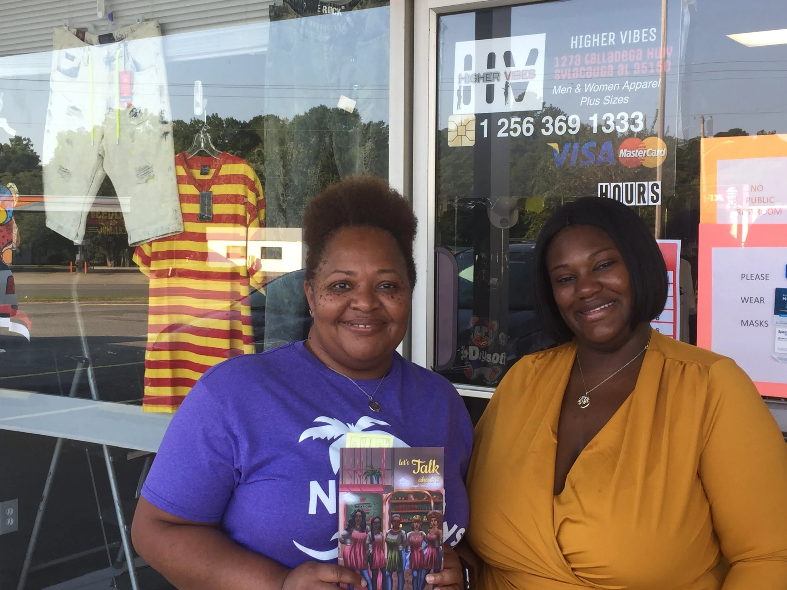 September 2021 - Our second Book Signing Event at Higher Vibes was another sucess. 