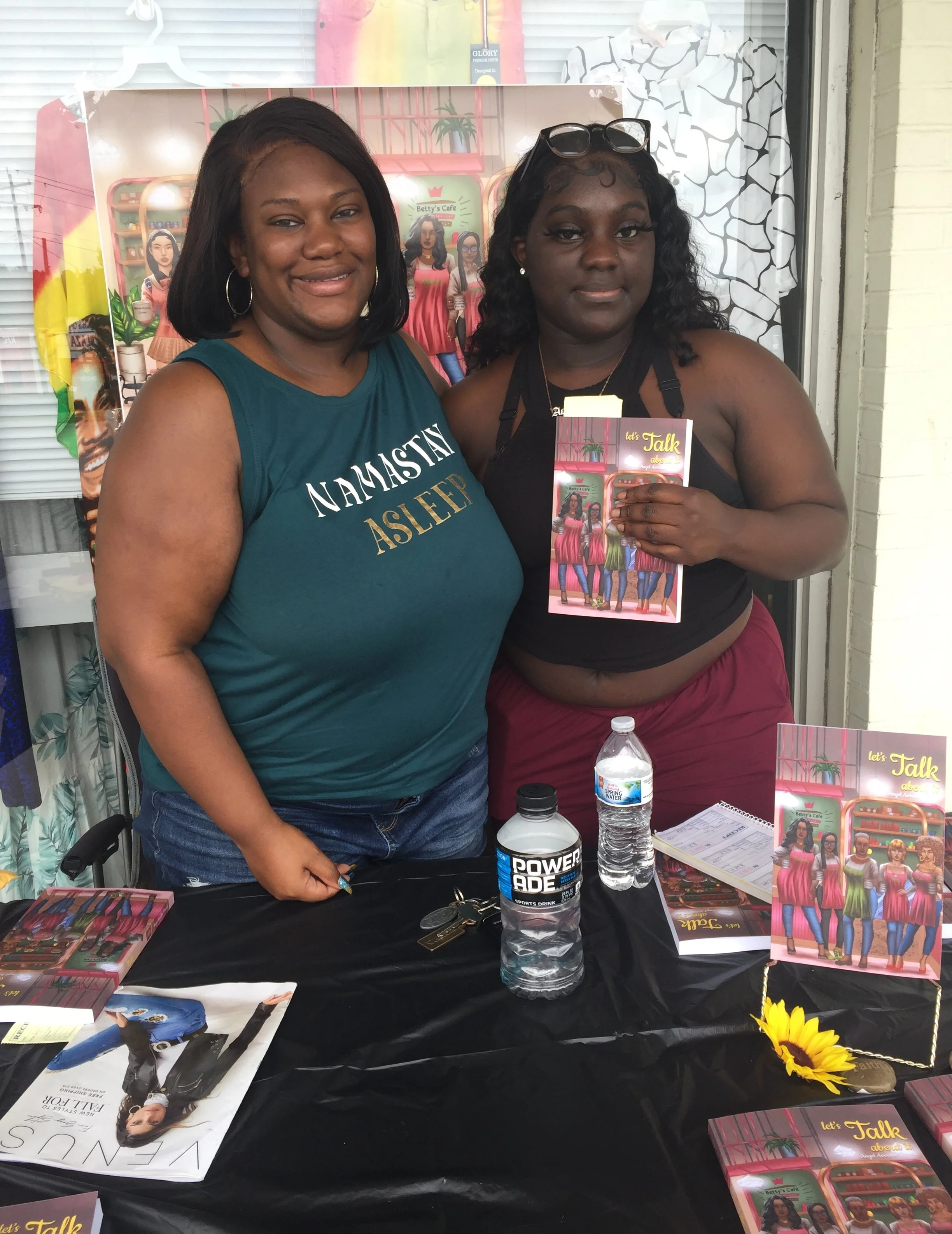 September 2021 Book Signing Event at Higher Vibes was a blast. 