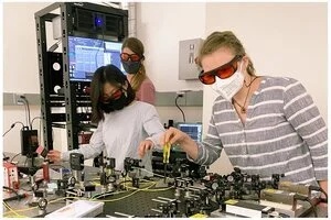 New research hub to focus on quantum biology