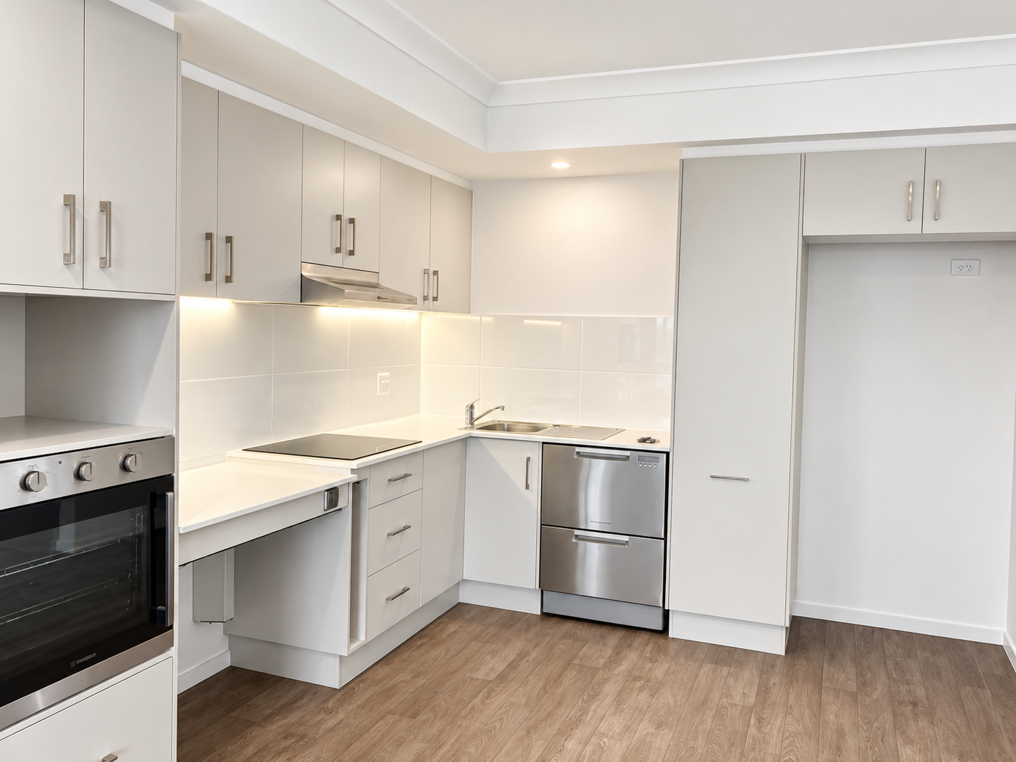 Modern Minimalist L-Shaped Kitchen.png