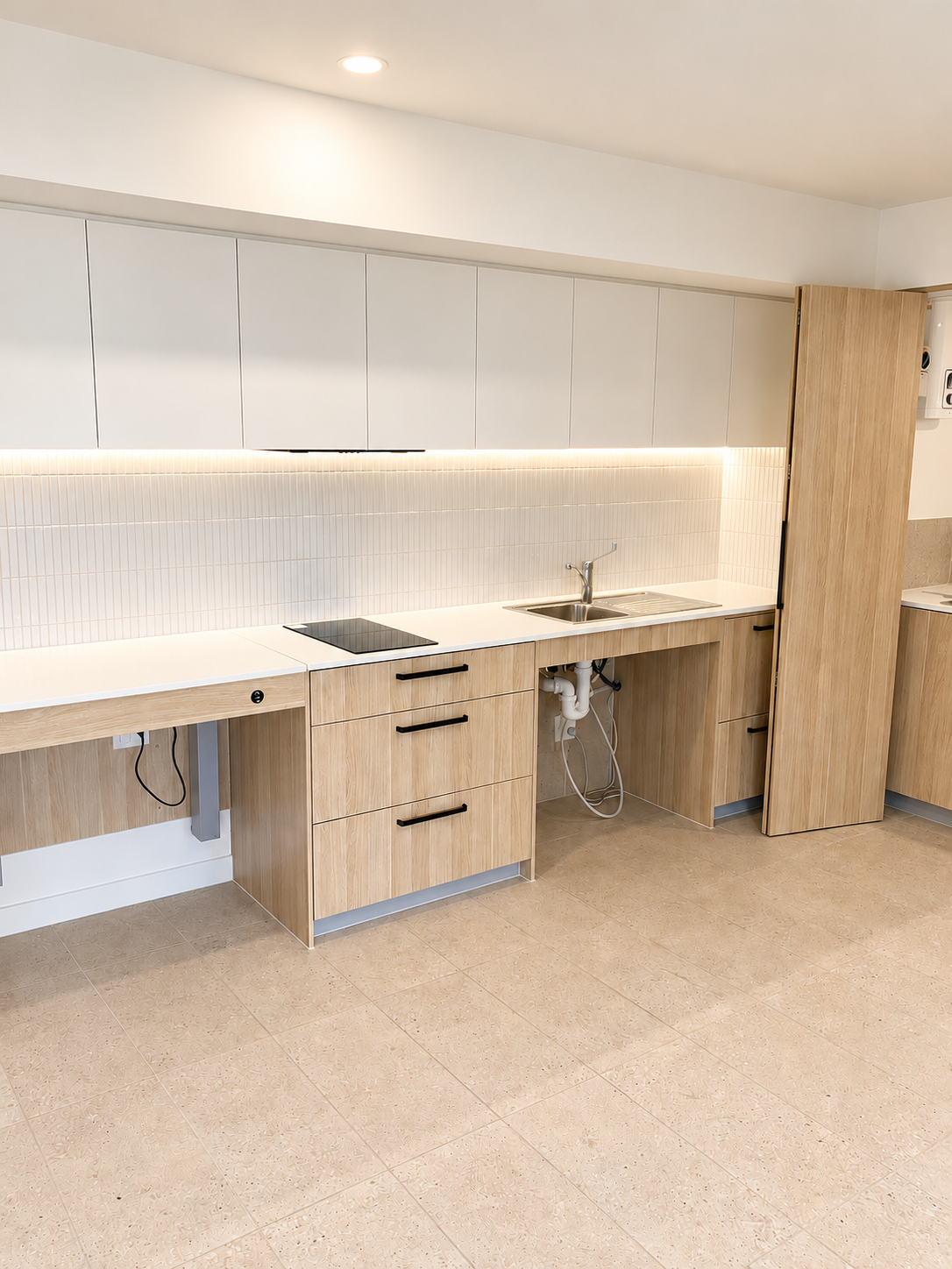 Bright Minimalist Oak-and-White Kitchen.png