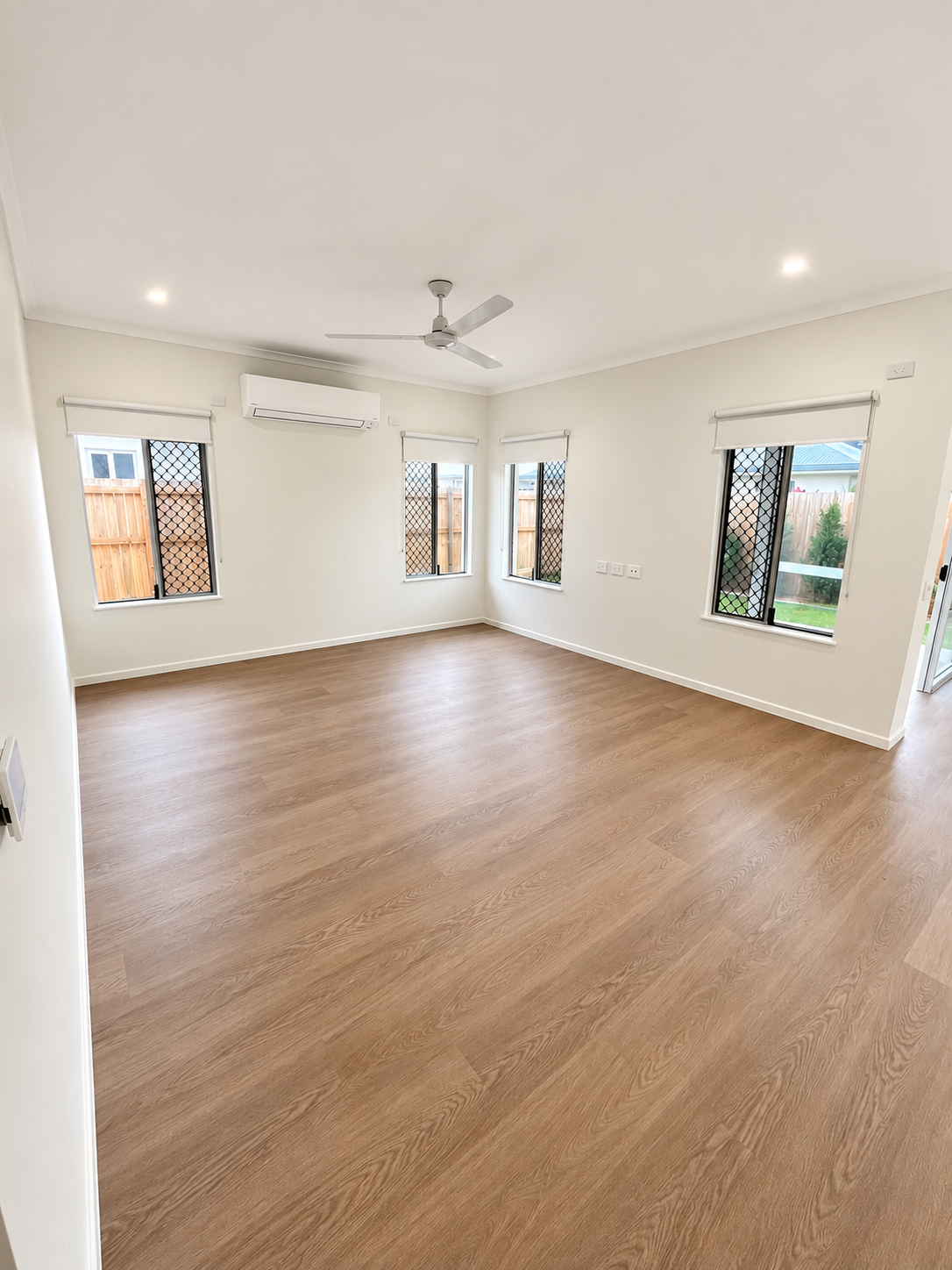Bright Empty Modern Room (1).png