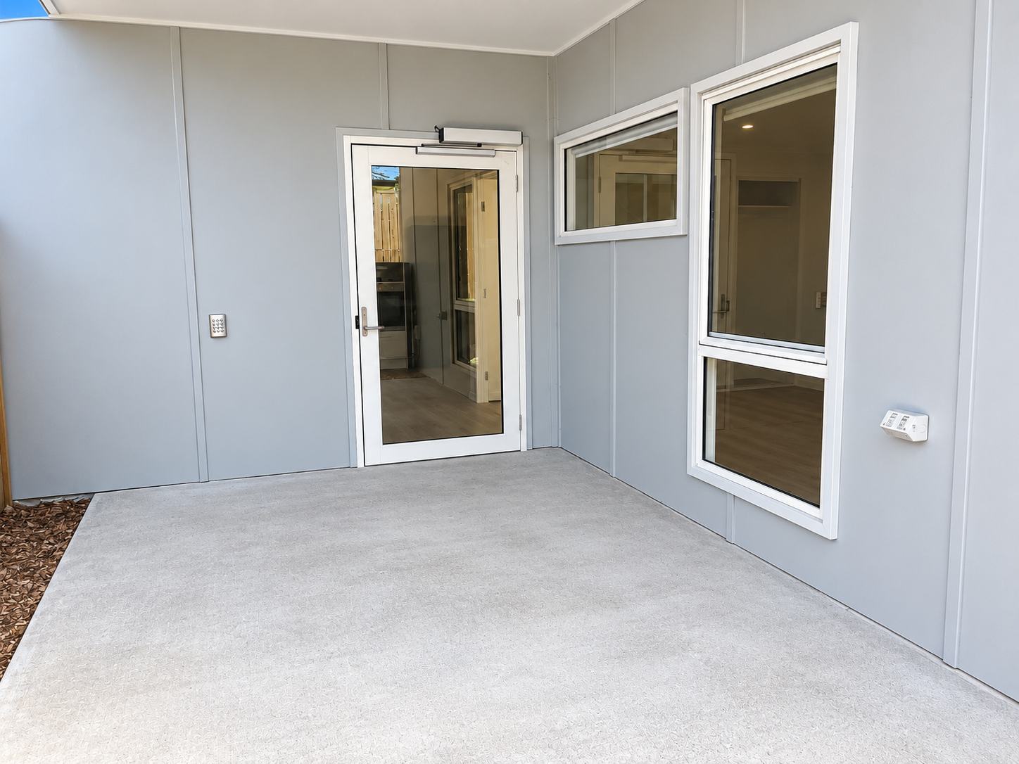 Modern Covered Patio Entryway.png