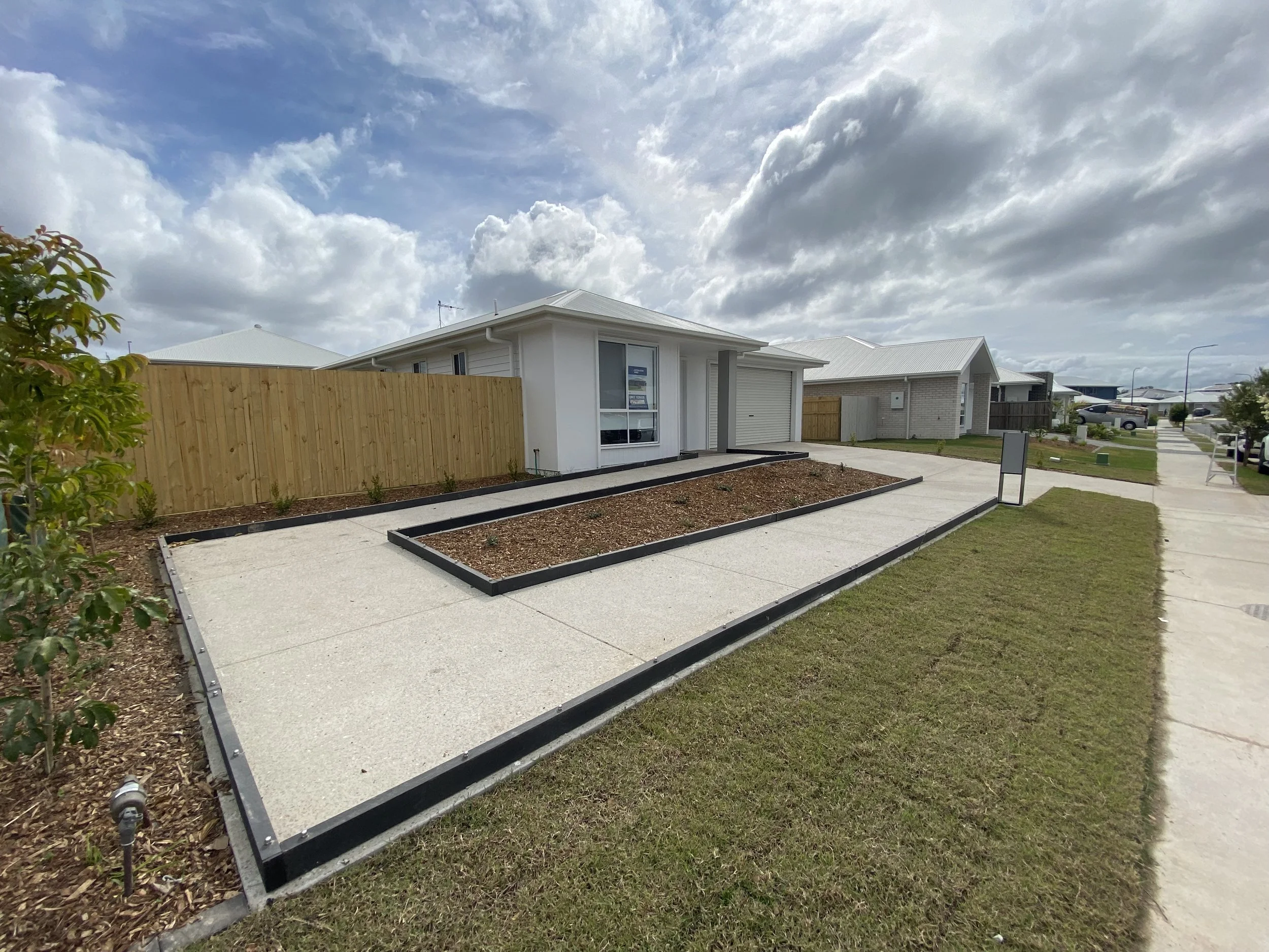 N28461 (IMG_7414) 20251001101239534.JPG