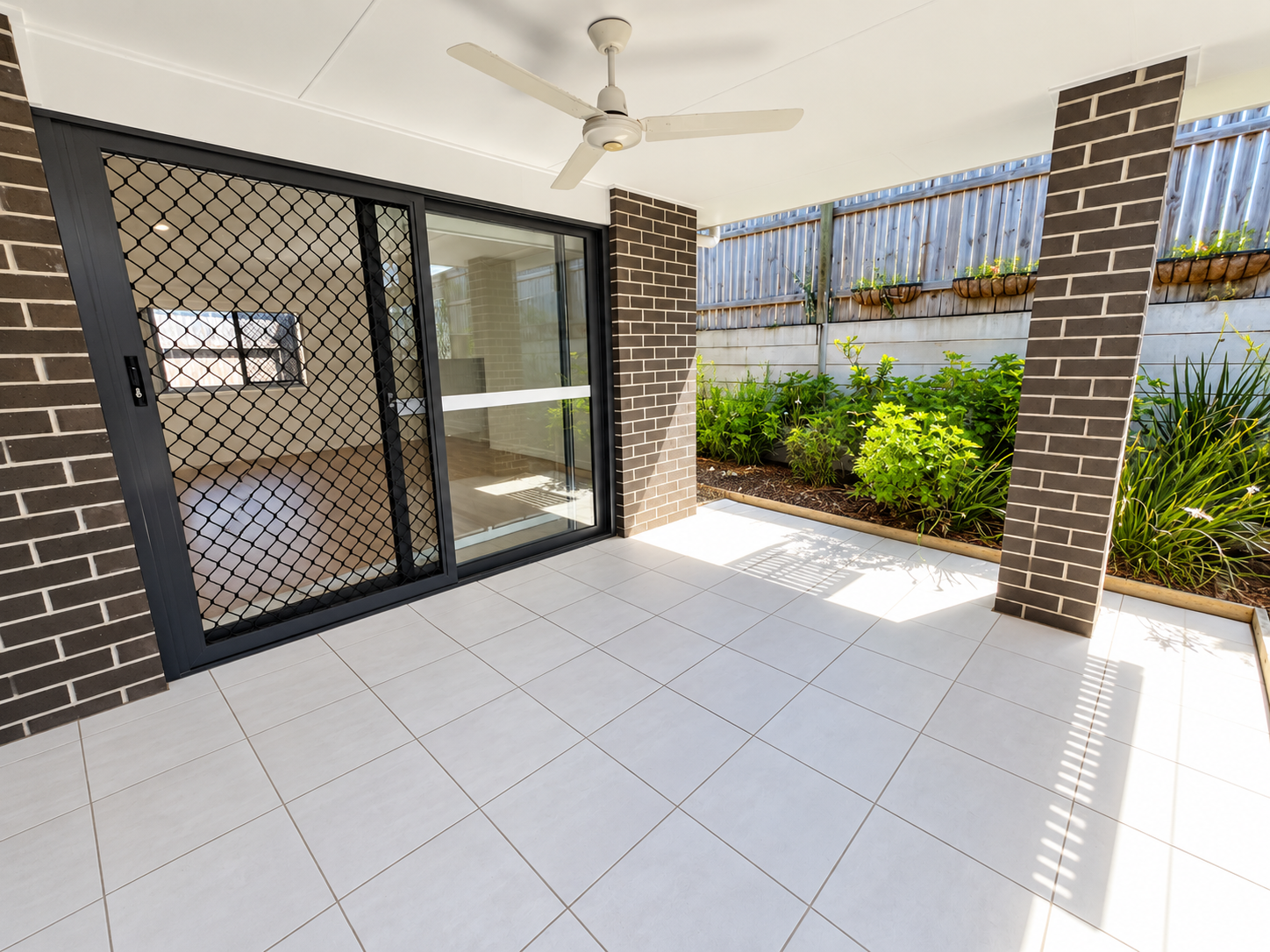 Bright Modern Alfresco Patio and Garden.png