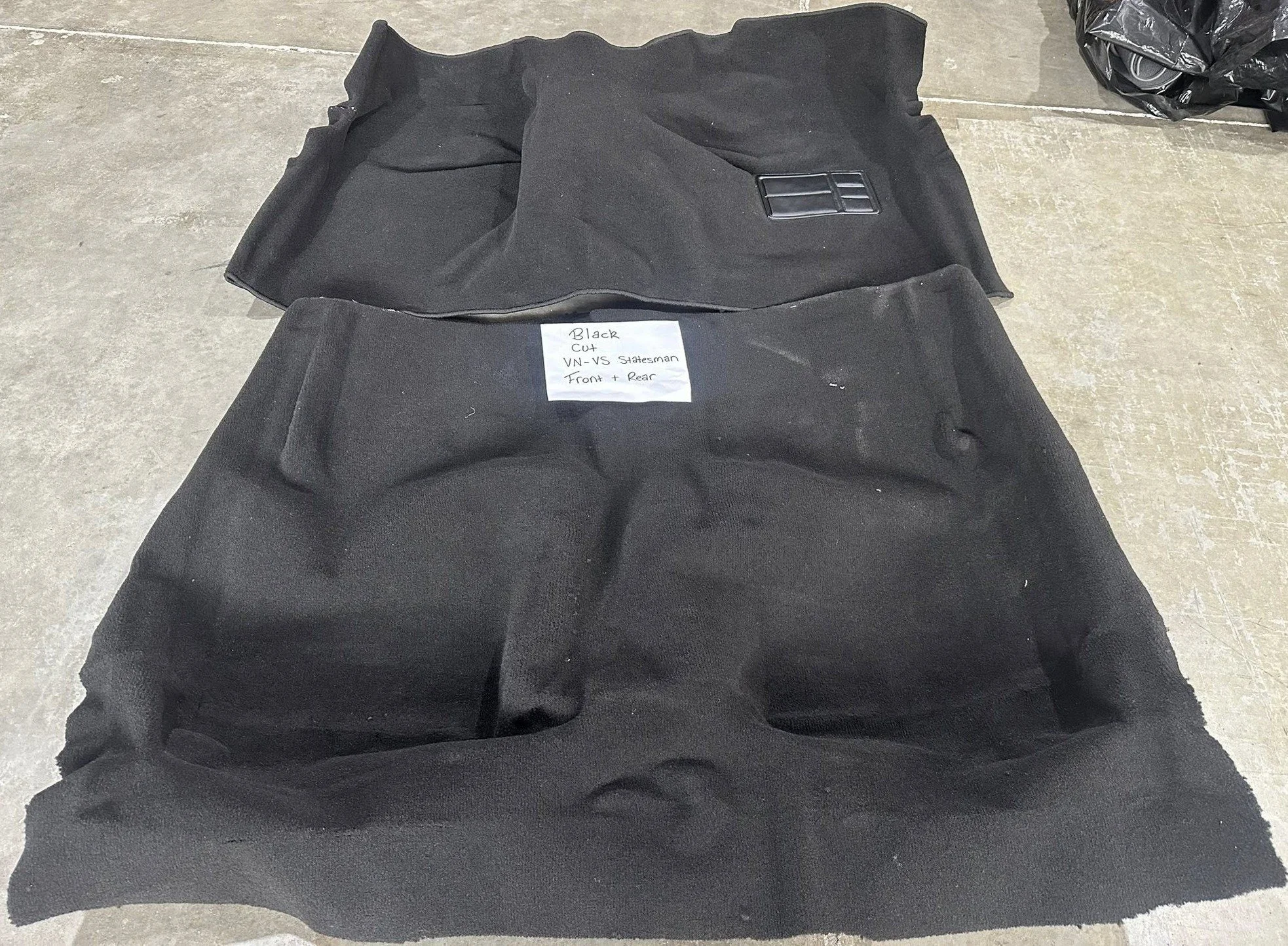 Black Cut VN-VS Statesman Front + Rear.jpg