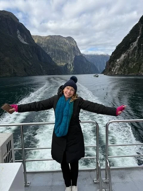 A lady on a cruise in Milford Sound 