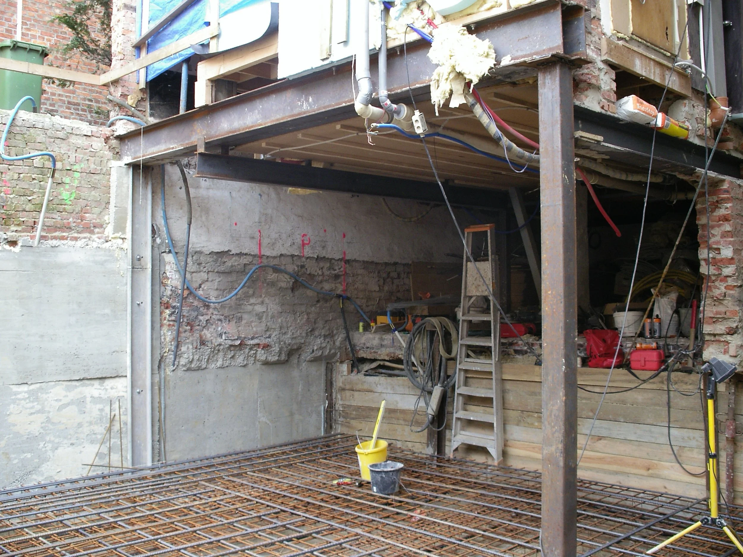 Zicht op voltooide uitgevoerde onderschoeiïng