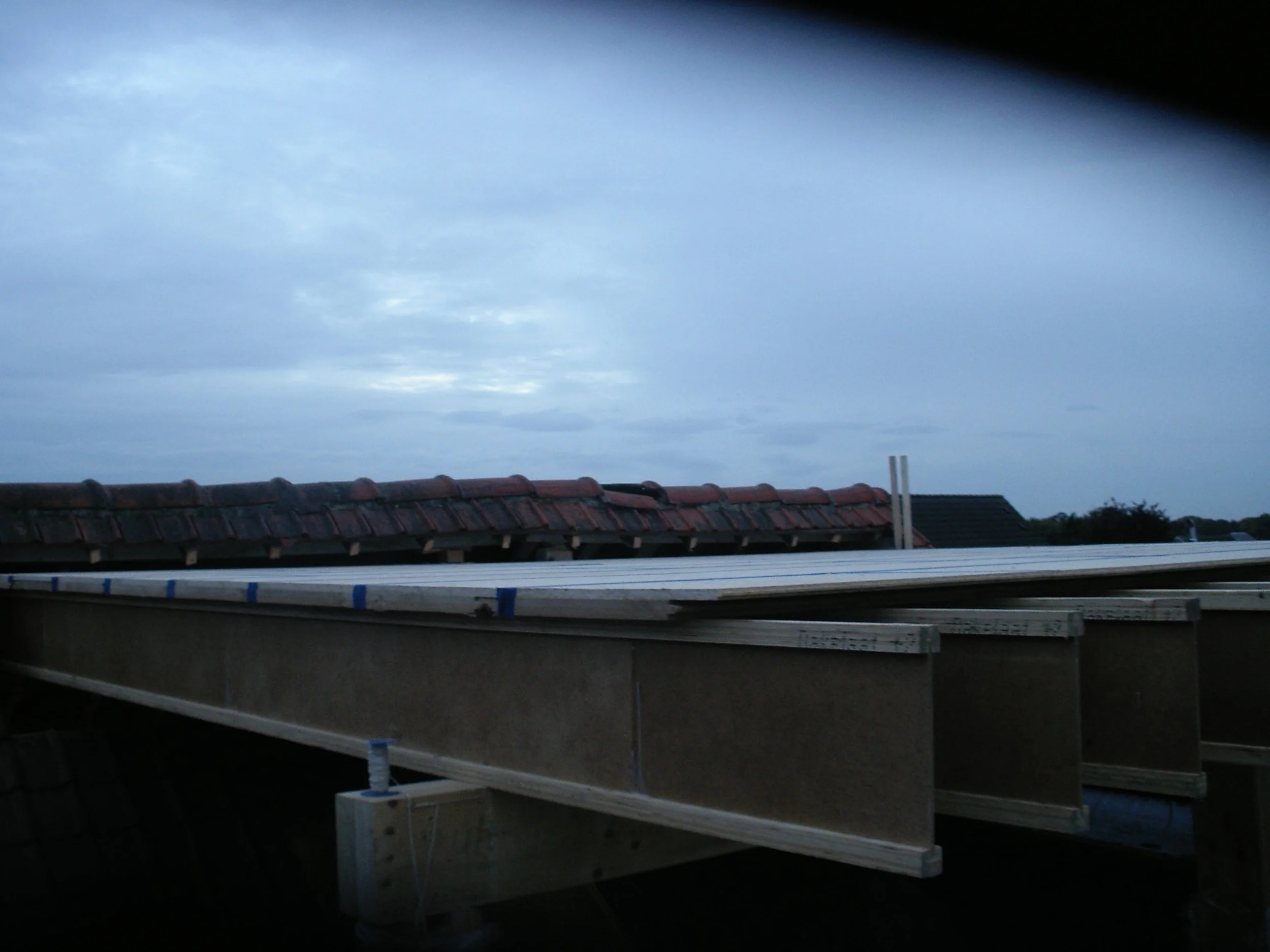 Einde dag 1: nieuwe dakvloer is klaar