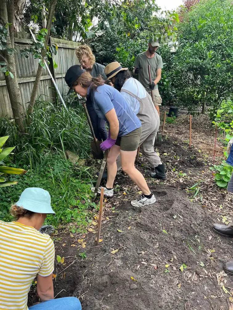 swale-workshop-curly-digging.webp