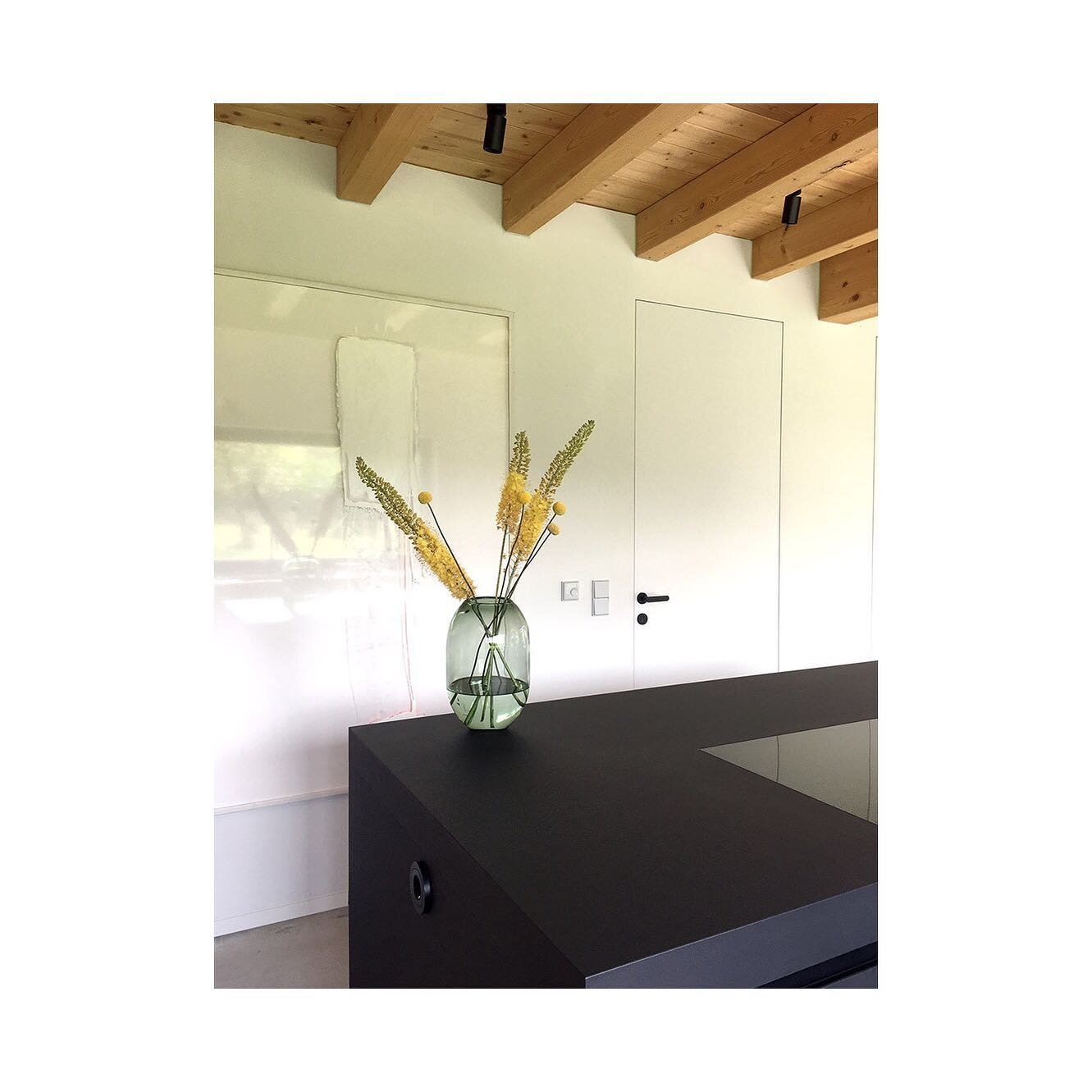 Zargenlose Zimmert&uuml;ren Haus W / Planung

Foto: @susanne_oellbrunner 

#interiorarchitecture #innenausbau #schlafzimmer #kitchen #carpenter #wood #neubau #interior #architecture #interiors #architecturelovers #designstudio #minimal #innenarchitek