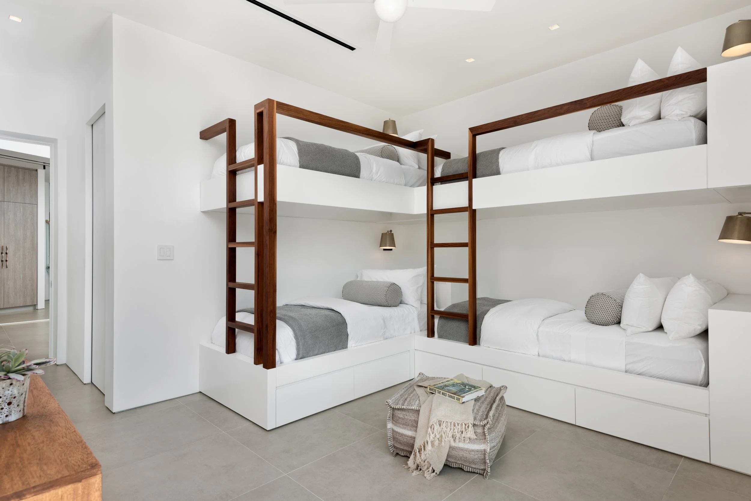 Bedroom 4.jpg