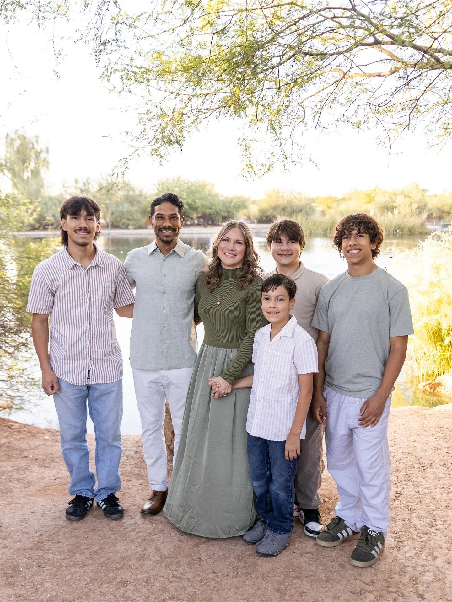 October was so so sweet! It was filled with so many beautiful families, senior sessions, and a branding session. I can&rsquo;t believe we are already into November! 

This Saturday starts my next round of minis. If you didn&rsquo;t happen to have mis