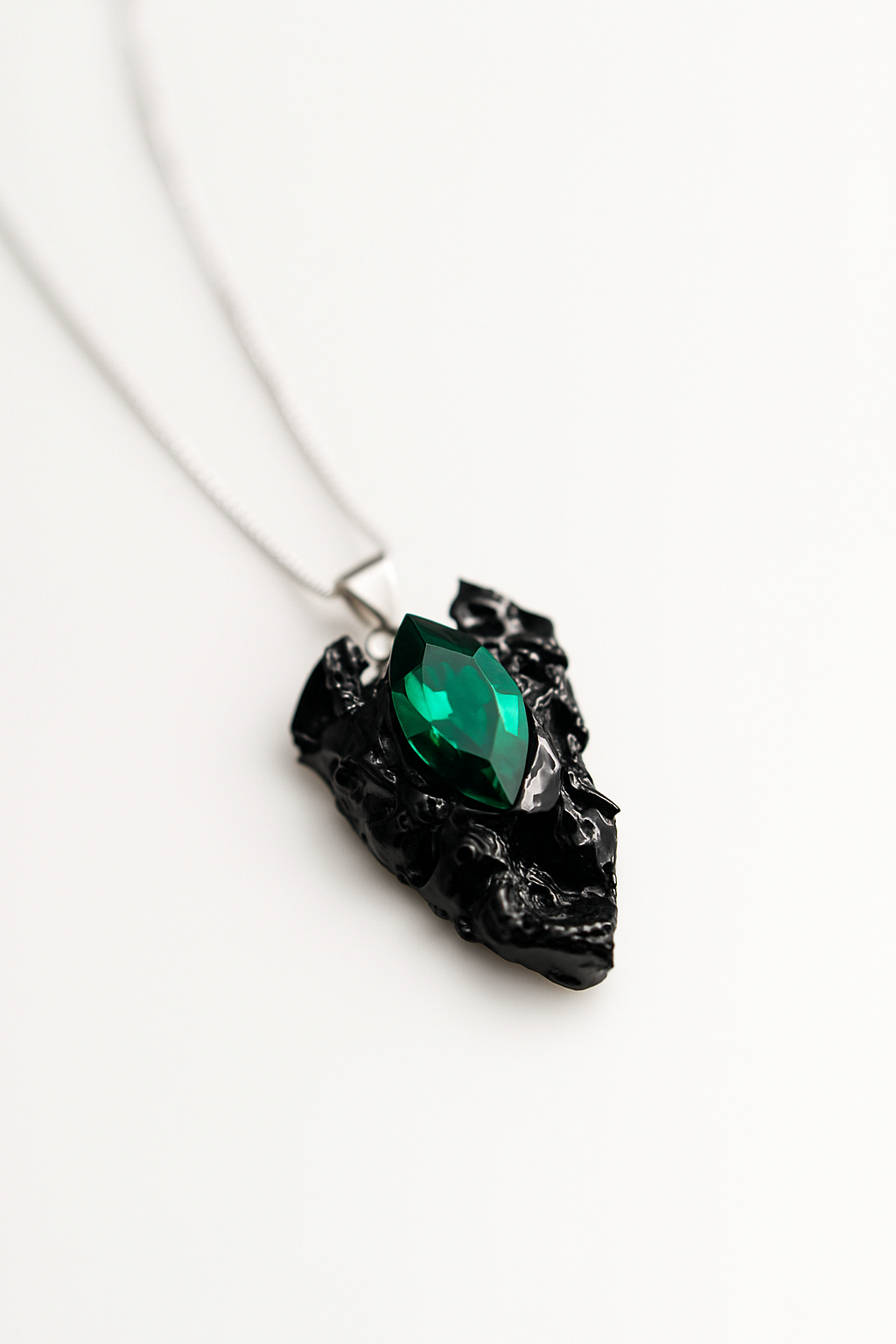 20250723_1258_Elegant Pendant Display_remix_01k0w3emd8f5sra1mk09e1r16c.png