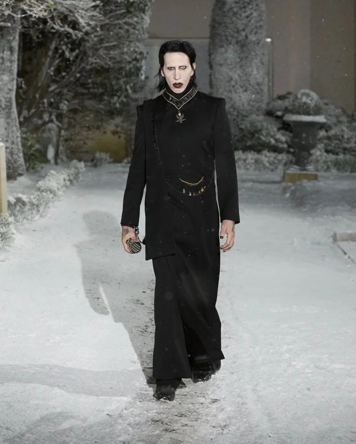 ENFANTS RICHES D&Eacute;PRIM&Eacute;S AUTOMNE / HIVER &lsquo;26

CREATIVE DIRECTION AND DESIGN @henrialexanderlevy 
STYLING davidefriend
MUSIC @therealaqua 
HAIR @__mikemartinez for @fatboyhair @cutlersalon @dysonhairpro 
MAKEUP @hollysilius 
PHOTO @