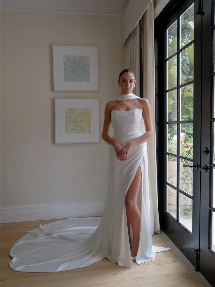 Allegra&rsquo;s bridal portraits are a perfect combination of simple but complex, classic but also very bold&hellip; just like her beautiful Lihi Hod gown. Her effortless natural beauty and presence in front of the camera made each image unique and m