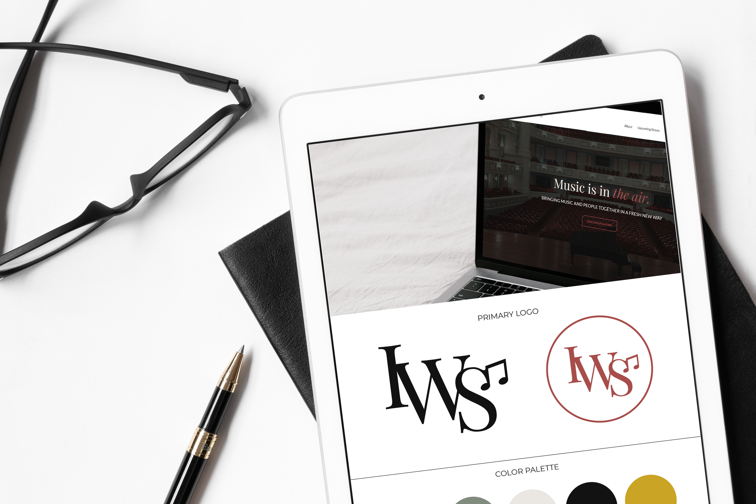 Ipad Mockup with Glasses.png