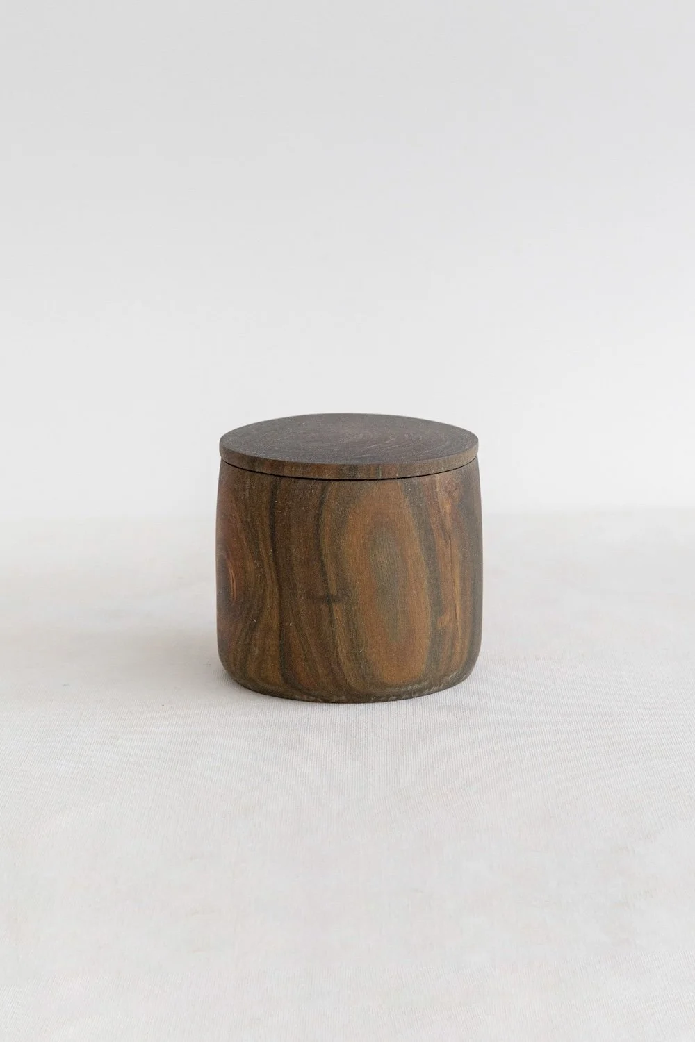 hancrafted-palo-santo-wood-container-with-lid-3.JPG