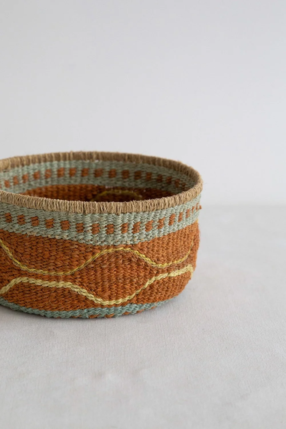 Handwoven-chaguar-basket-02.JPG