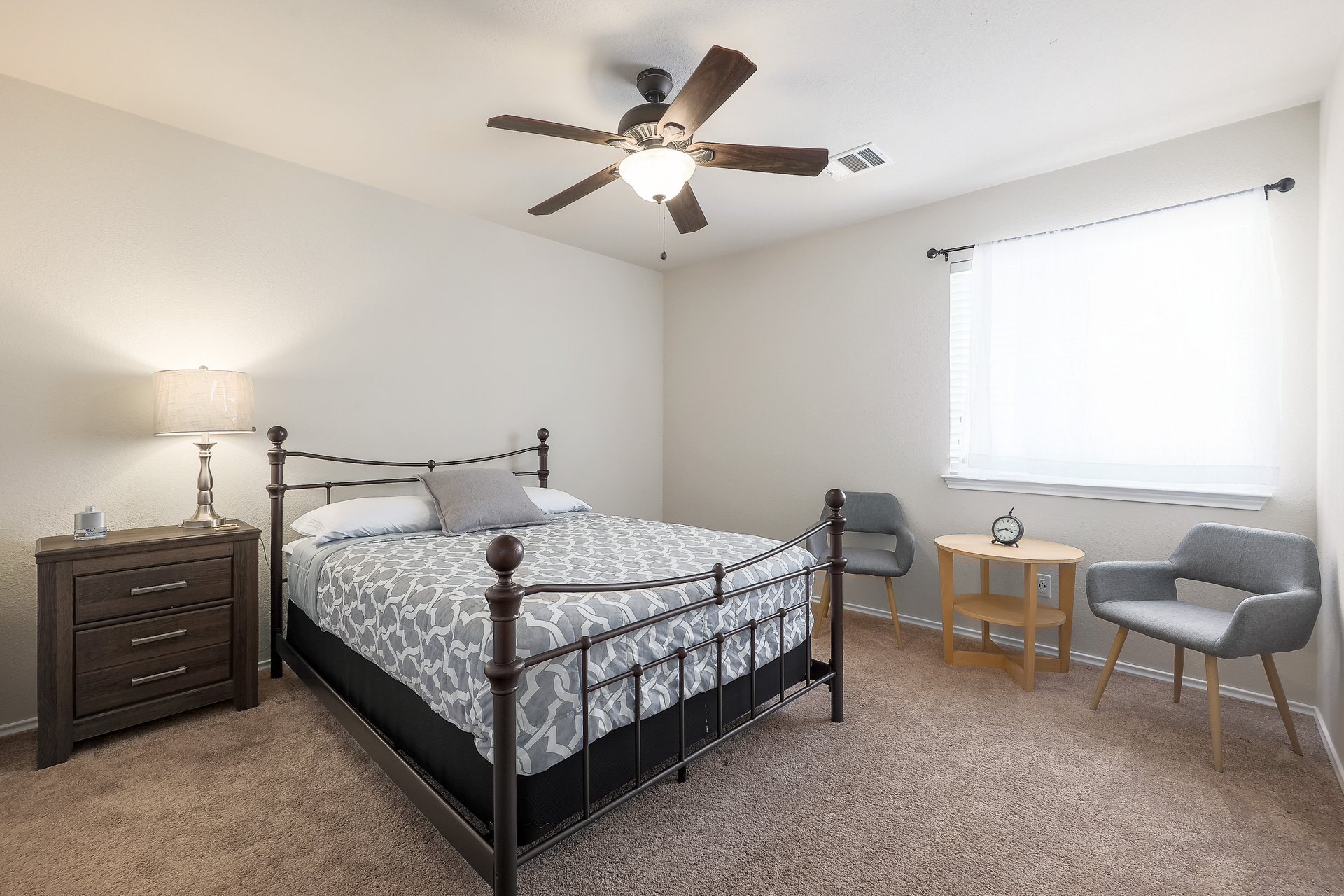 11508 Staked Plains Dr 5 024.jpg-SMALL.JPG