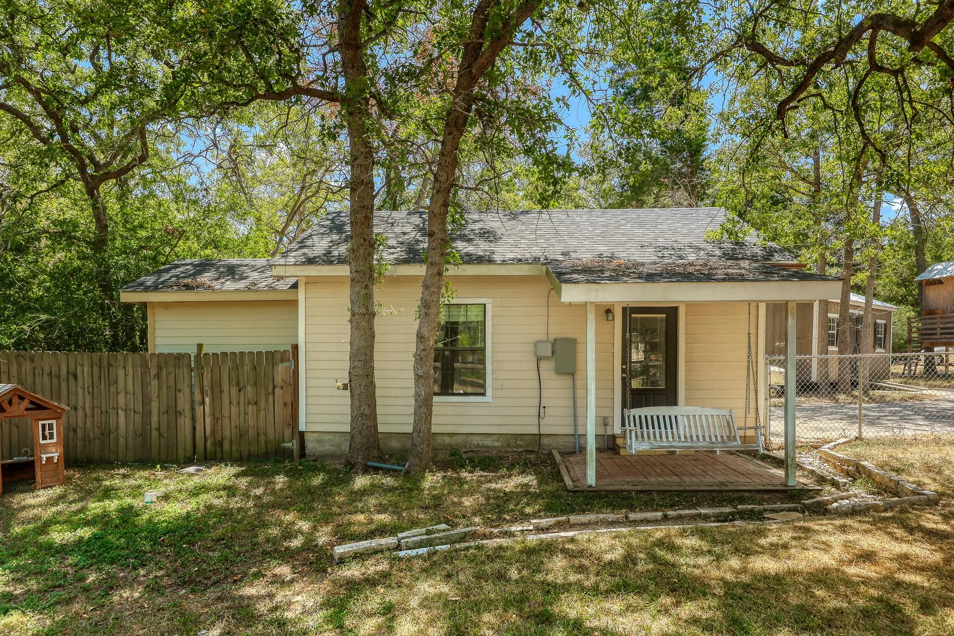 193 Ashwood Dr 032.jpg-SMALL.JPG