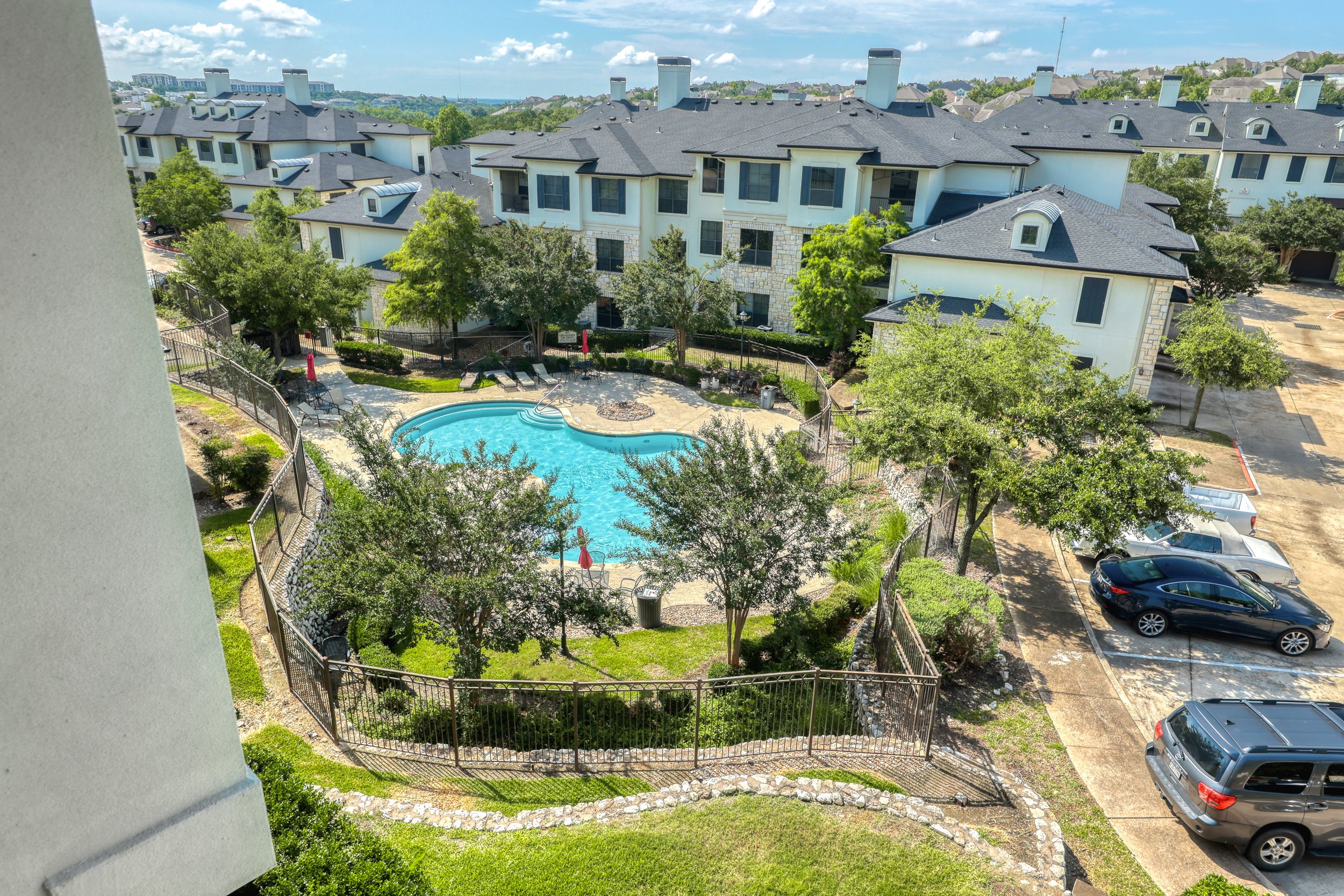 7701 Rialto Blvd 024.jpg-FULL.JPG