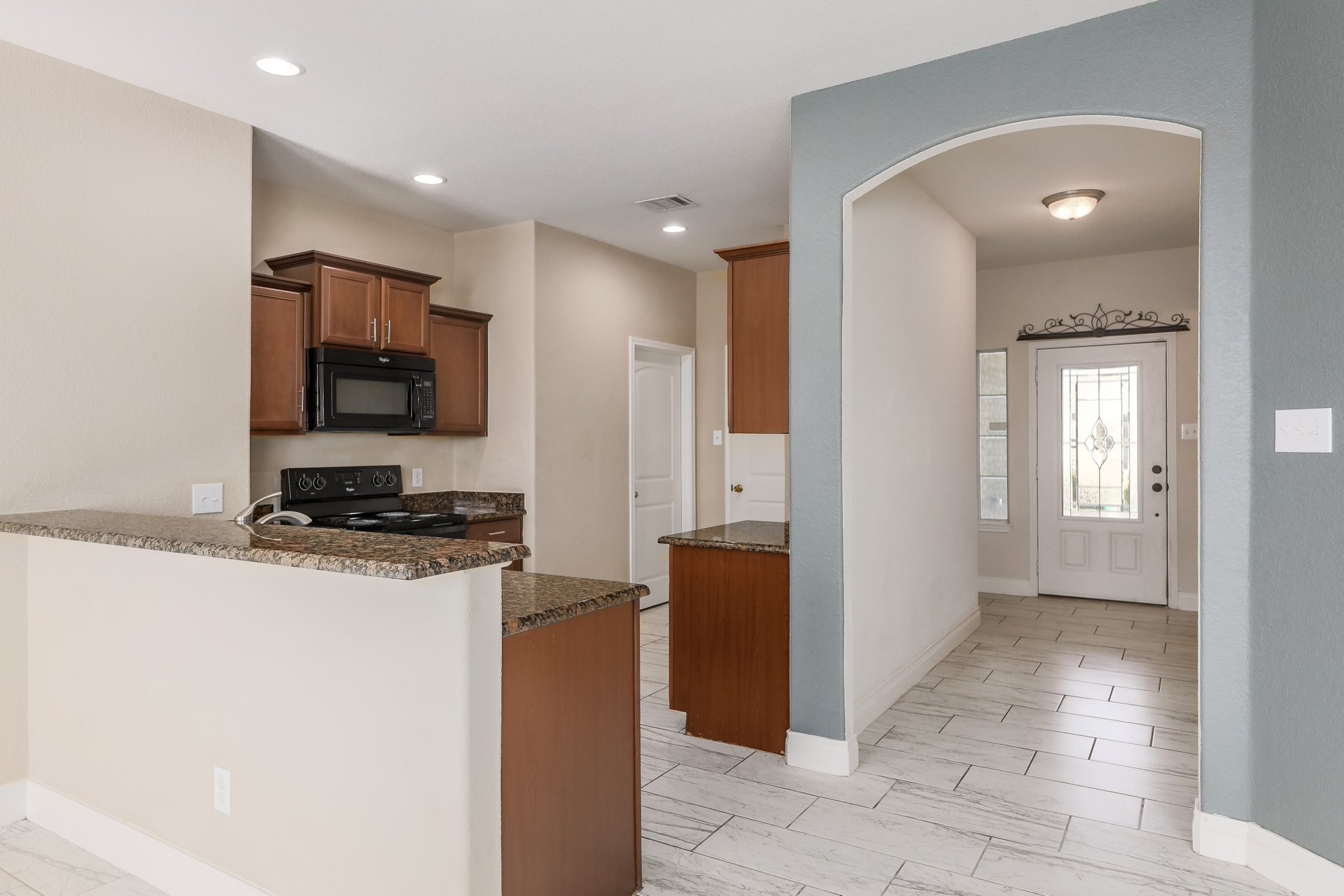 19217 Ellary Ln 009.jpg-SMALL.JPG