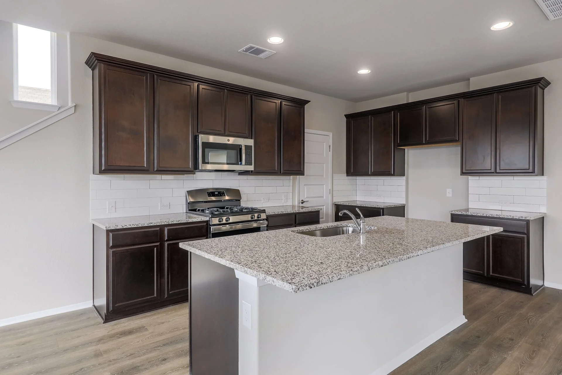 11416 Milano Dr 008.jpg-SMALL.JPG