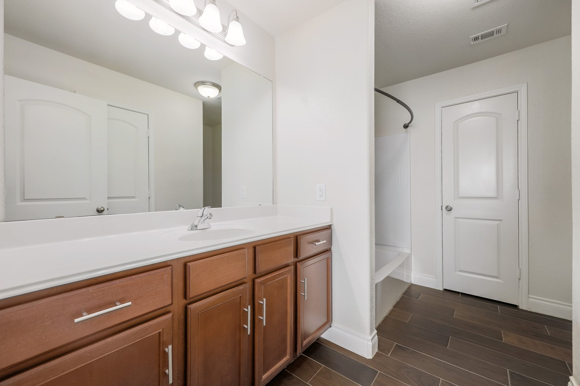 19217 Ellary Ln 015.jpg-SMALL.JPG
