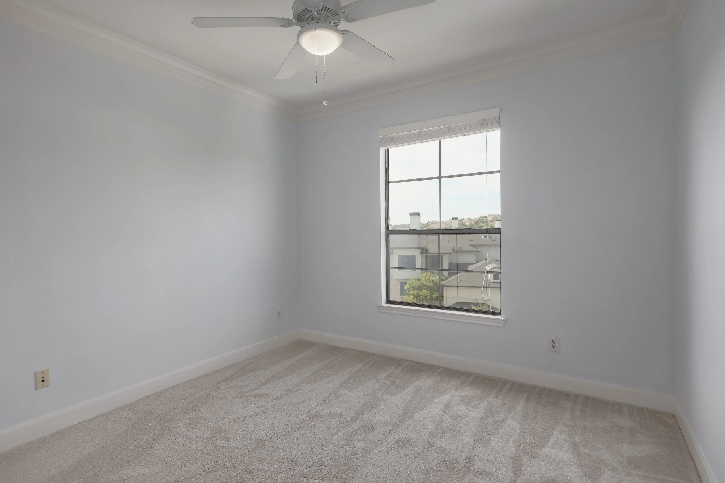 7701 Rialto Blvd 015.jpg-FULL.JPG