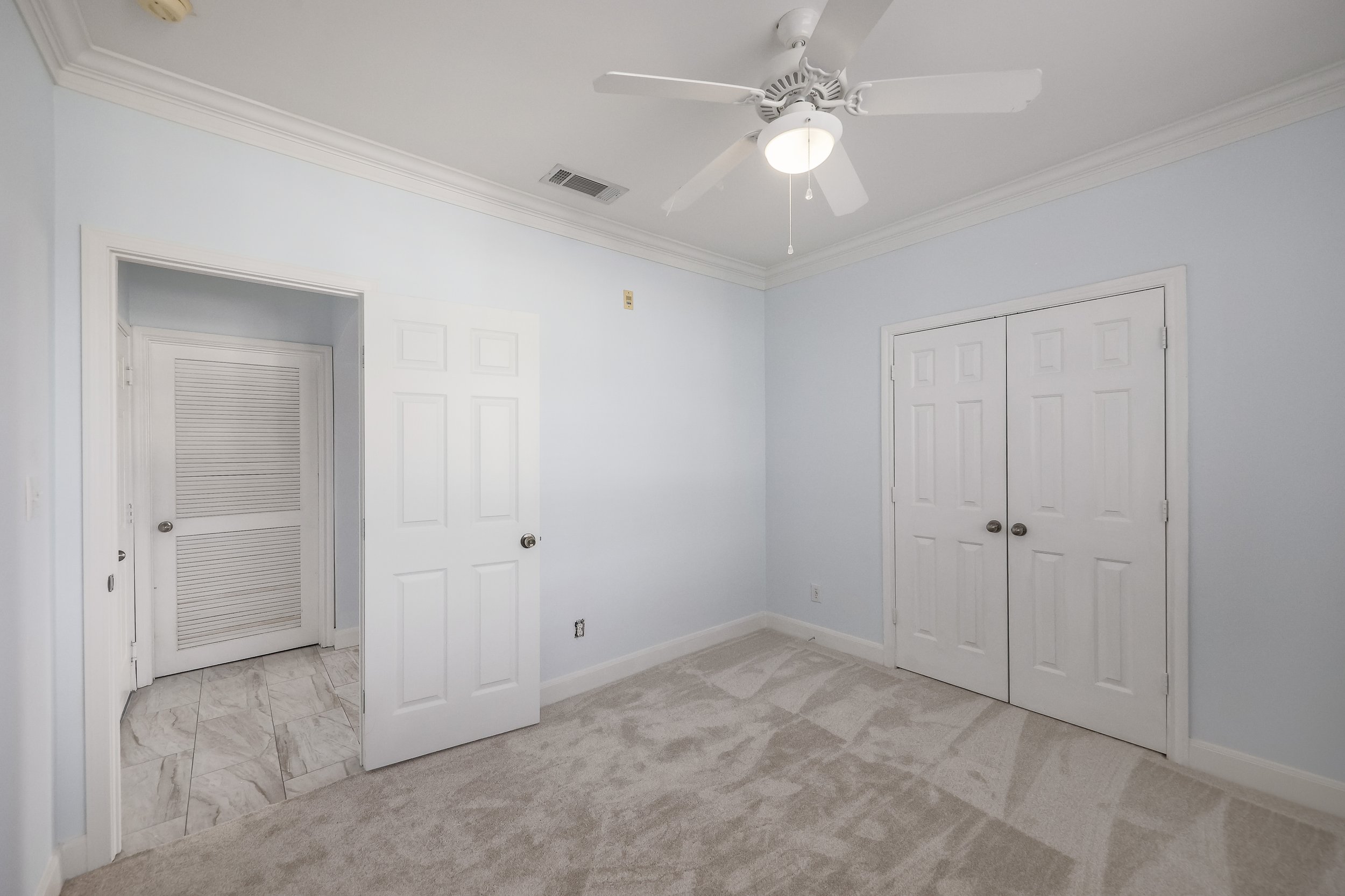 7701 Rialto Blvd 019.jpg-FULL.JPG