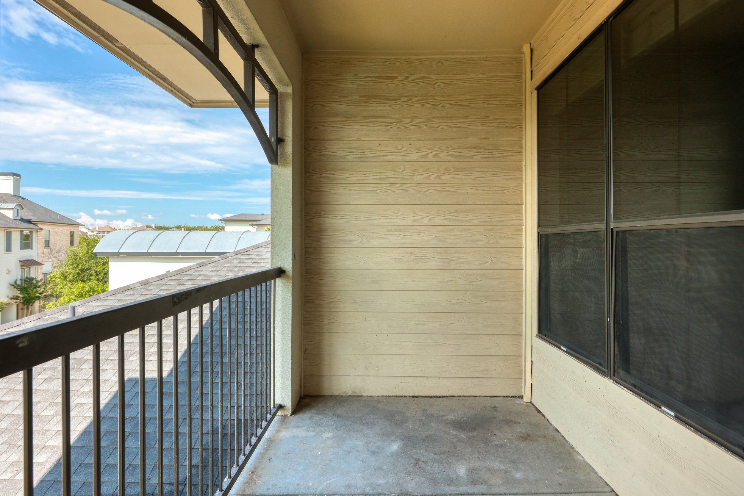 7701 Rialto Blvd 022.jpg-FULL.JPG