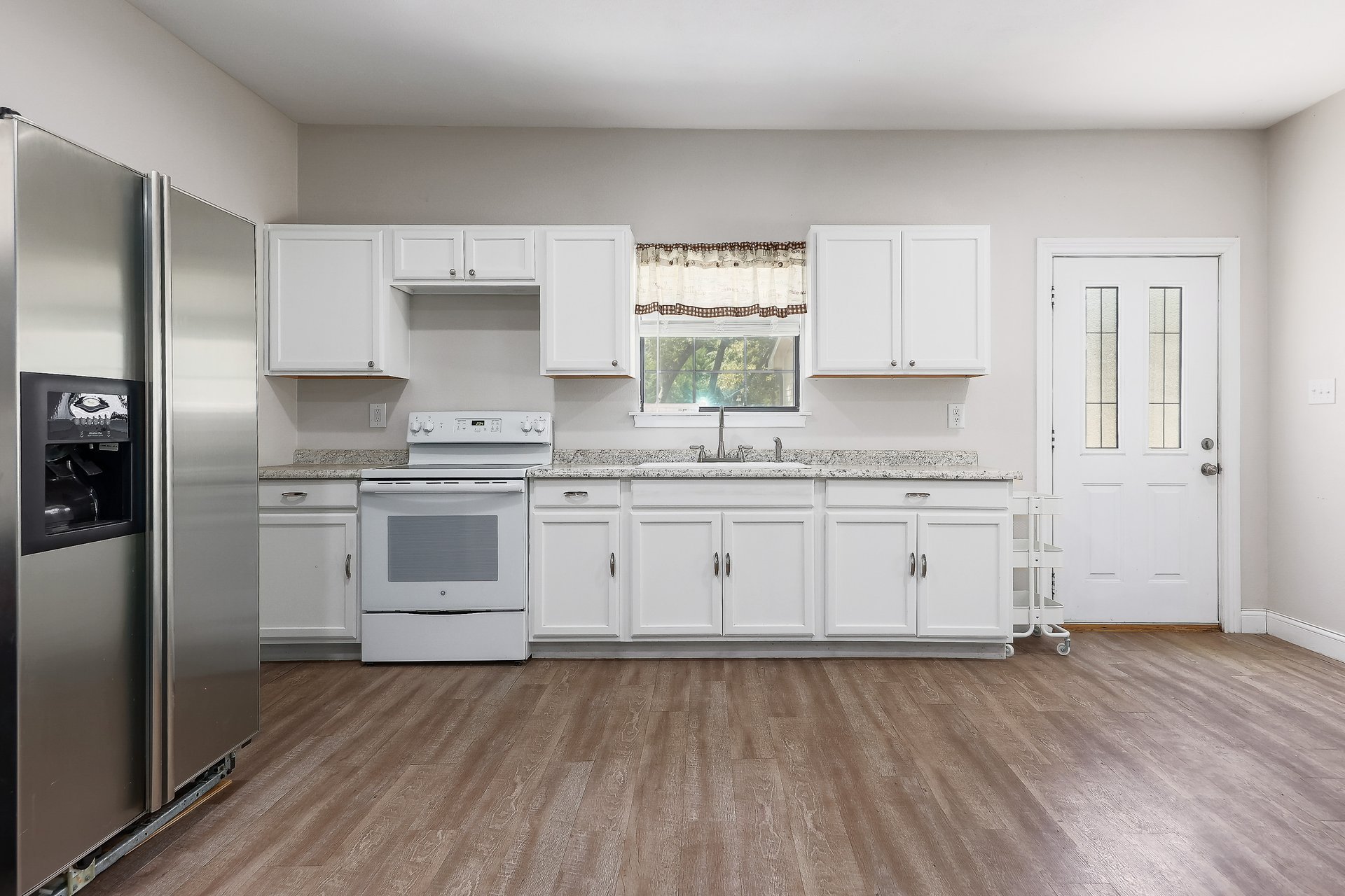193 Ashwood Dr 034.jpg-SMALL.JPG