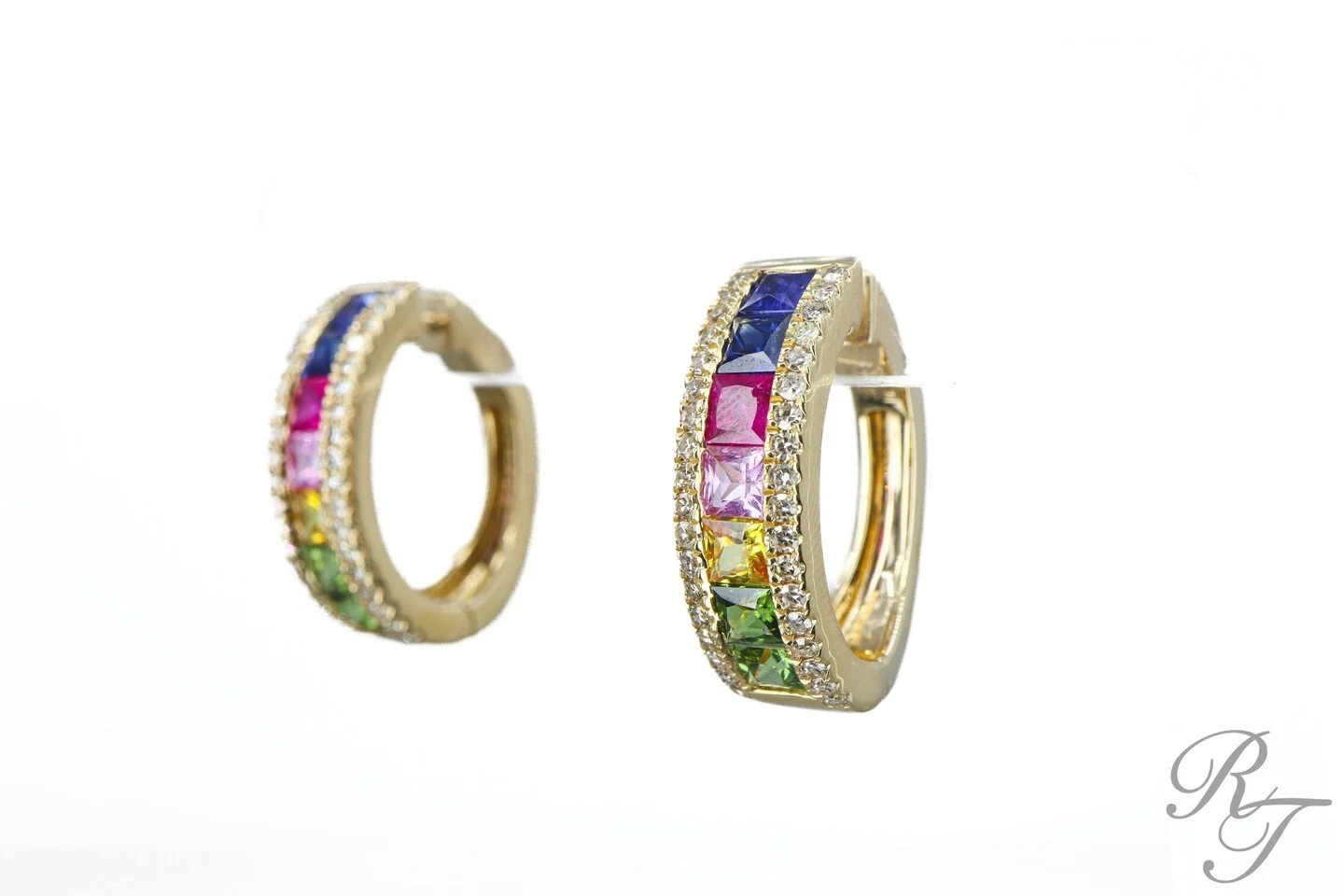 Flash Sale💥

Great news! If you were keeping an eye on any of our rainbow sapphire pieces they are now ALL 40% OFF for a limited time only!

Run, don't walk, to come snag one of these extremely unique beauties for your personal collection!

#sale #j