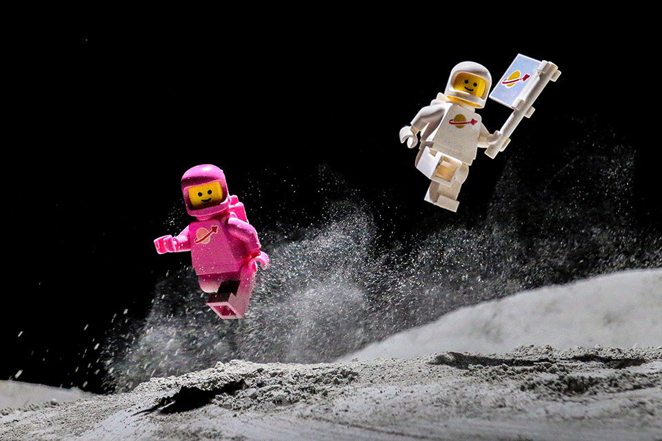 HUEHUGHES-SPACEMANPINKWHITE.jpg