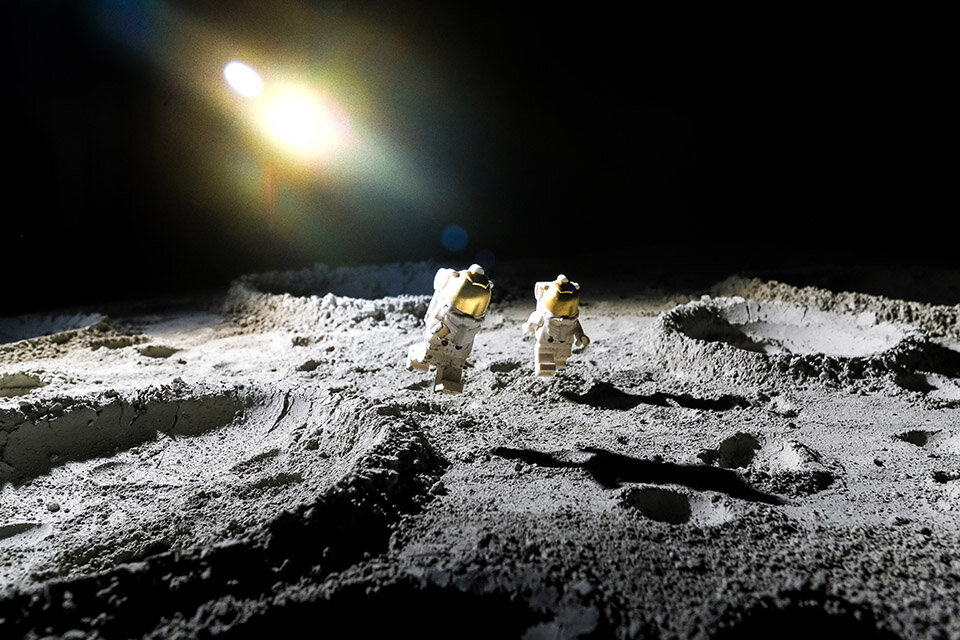 HUEHUGHES-MOON6.jpg