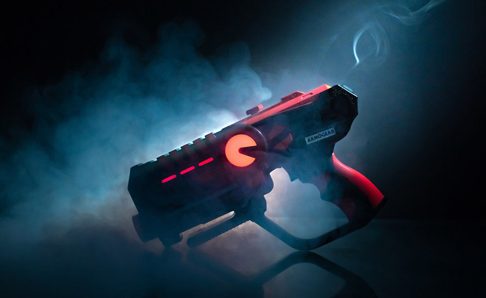 HUEHUGHES-1GUN.jpg